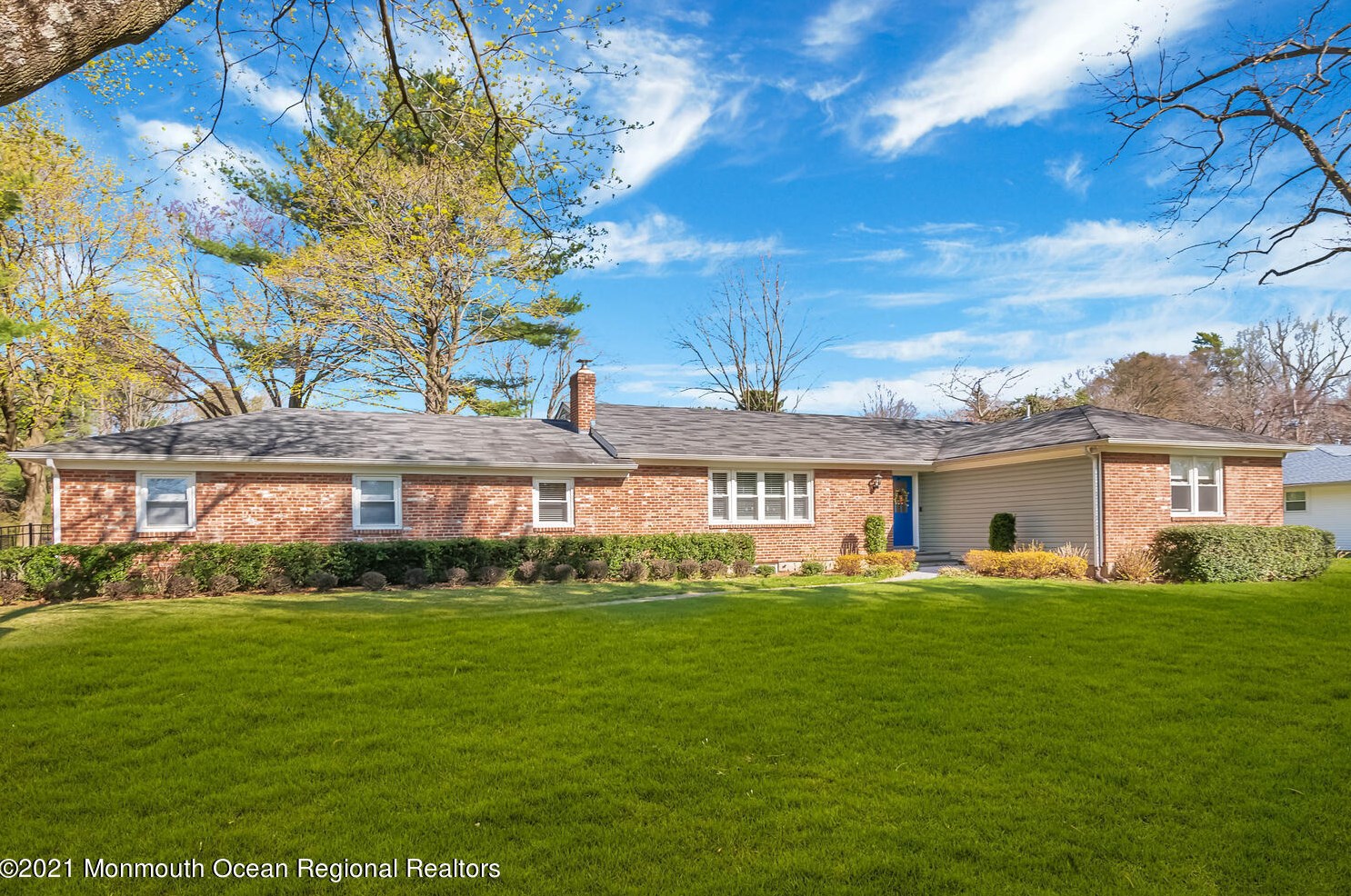 407 Rumson Rd, Little Silver, NJ 07739