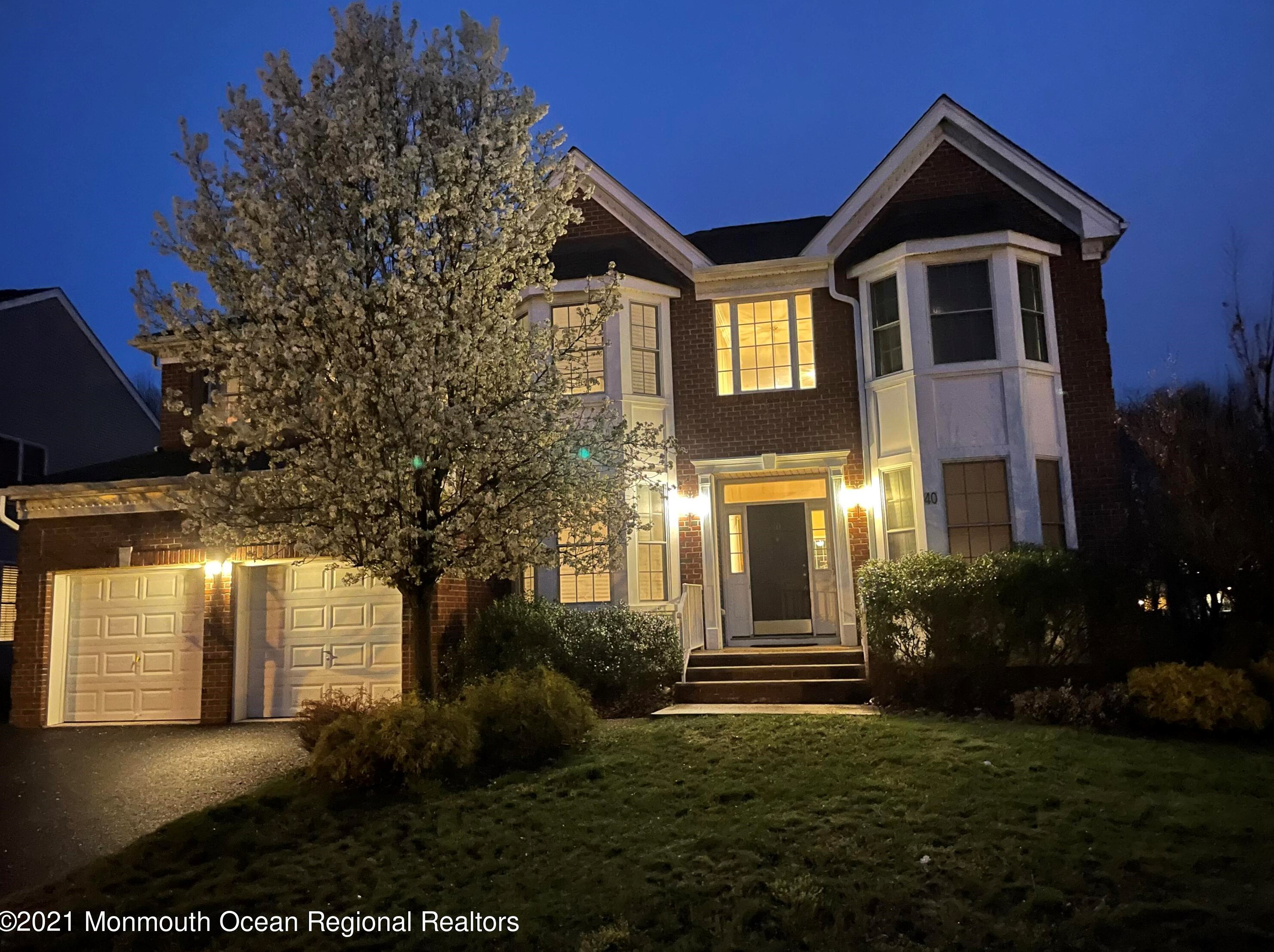 40 Springhouse Cir, Millstone Township, NJ 07726-4123