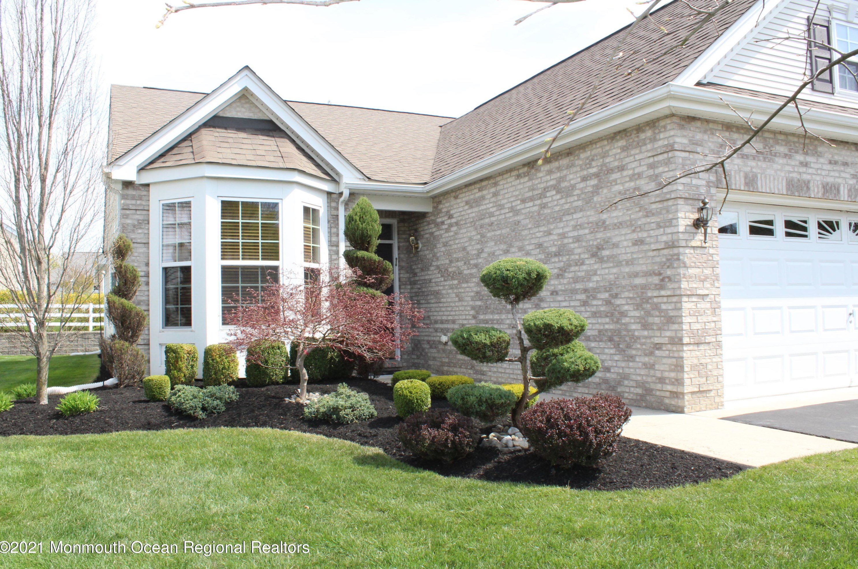 51 Cromwell Ln, Jackson Twp, NJ 08527