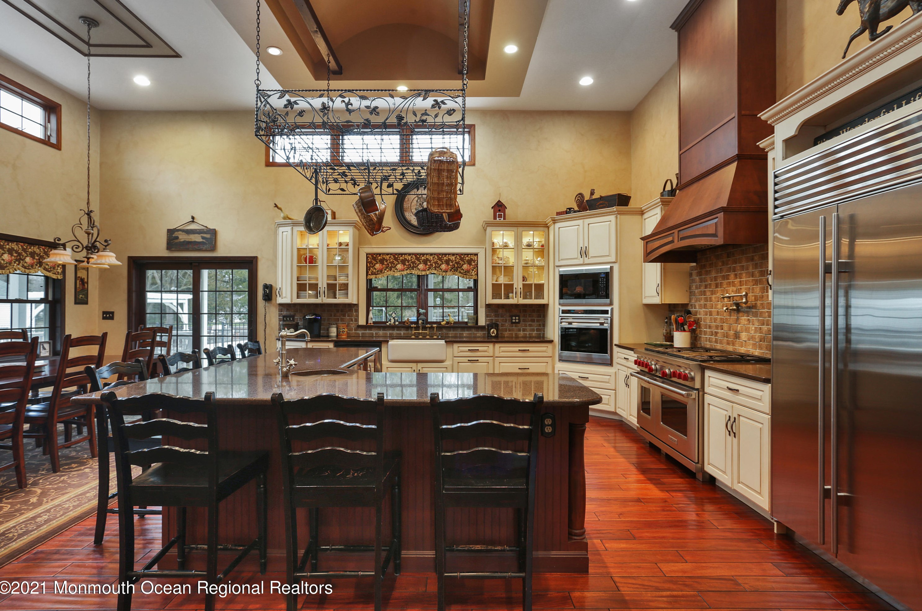 60 Creamery Rd, Vanderburg NJ  07722-1565 exterior