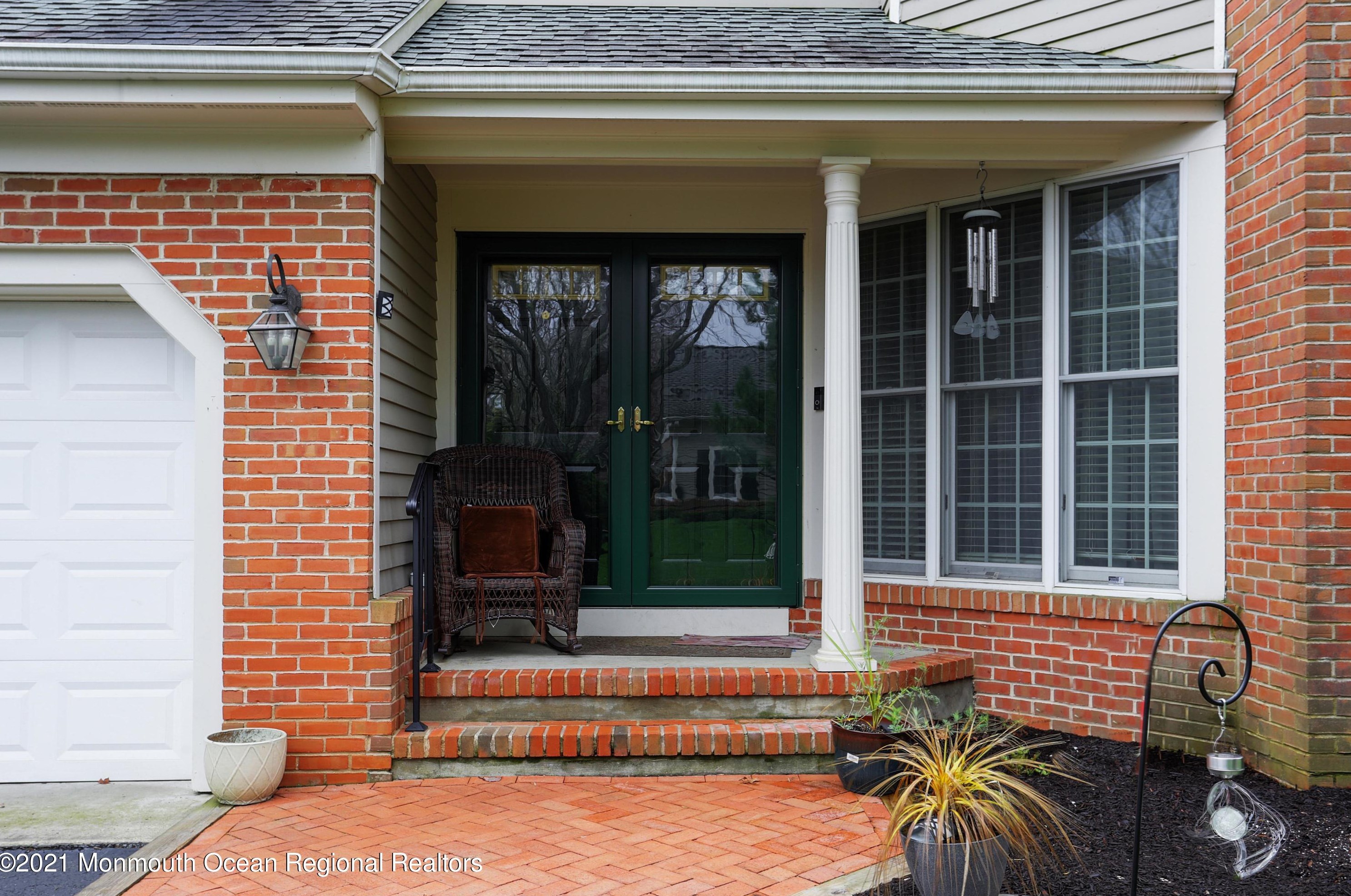 40 Peach Tree Ln, Little Silver, NJ 07739