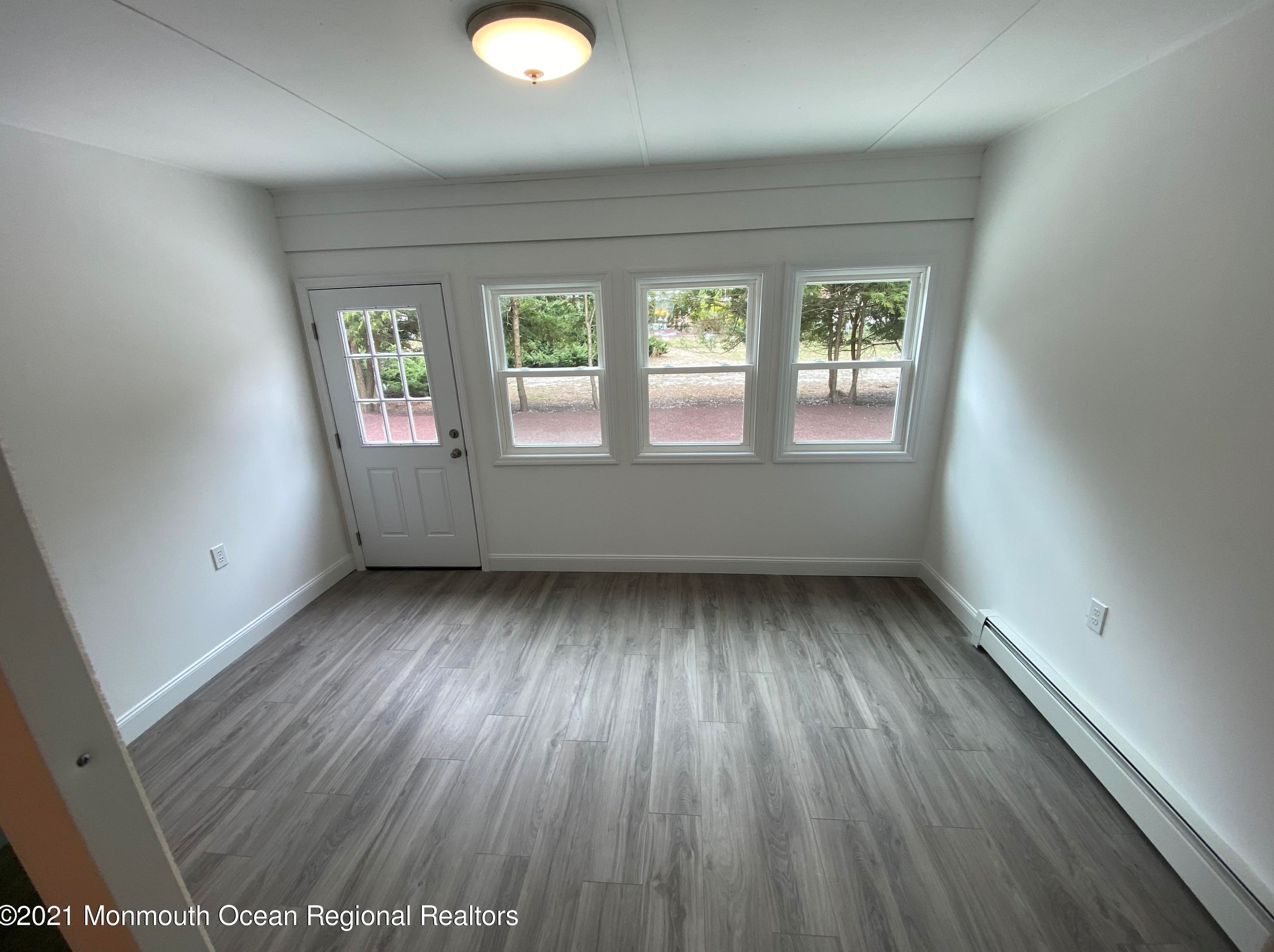 87 Carlisle Rd, Toms River NJ  08757-5627 exterior