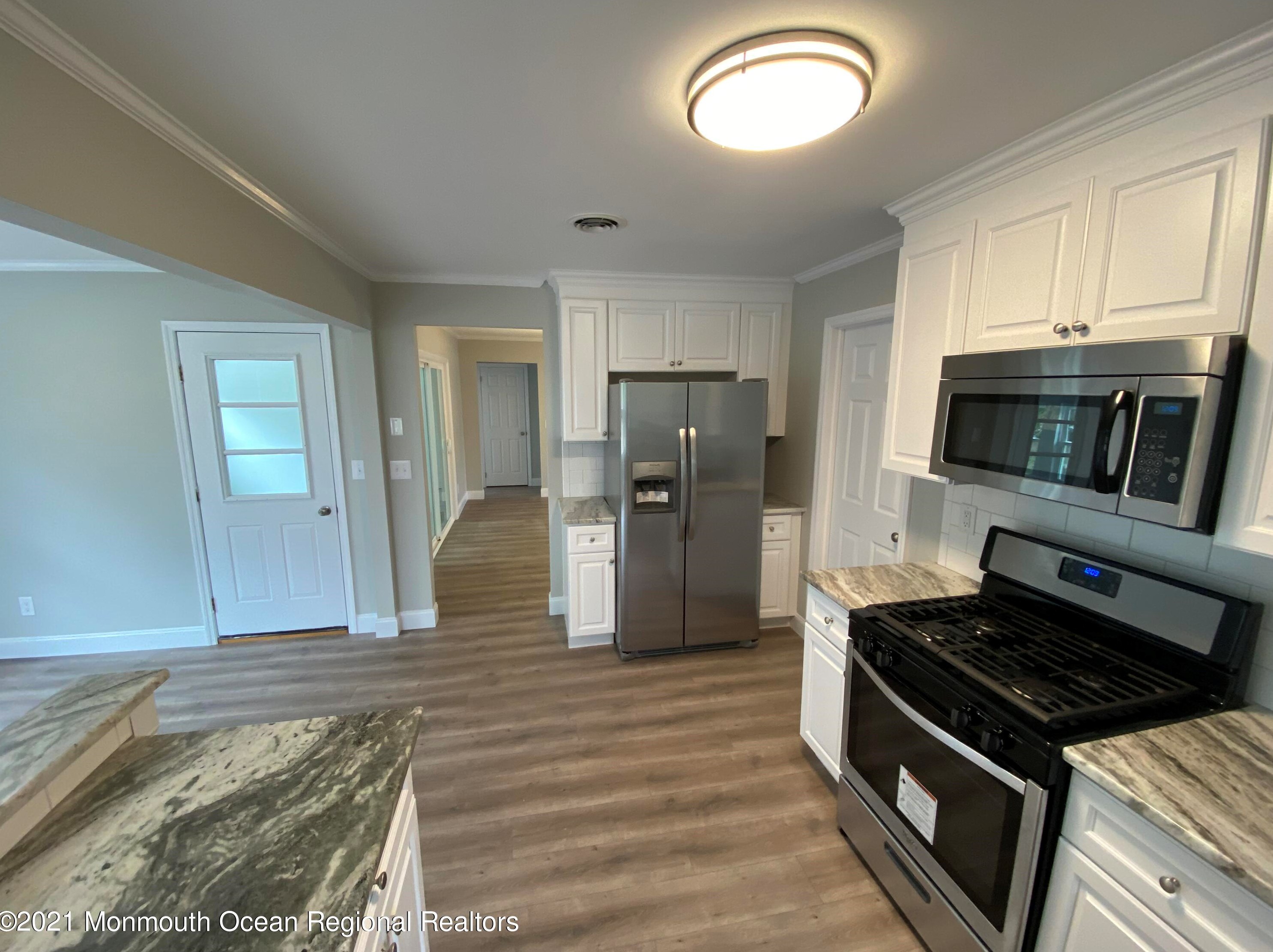 87 Carlisle Rd, Toms River NJ  08757-5627 exterior