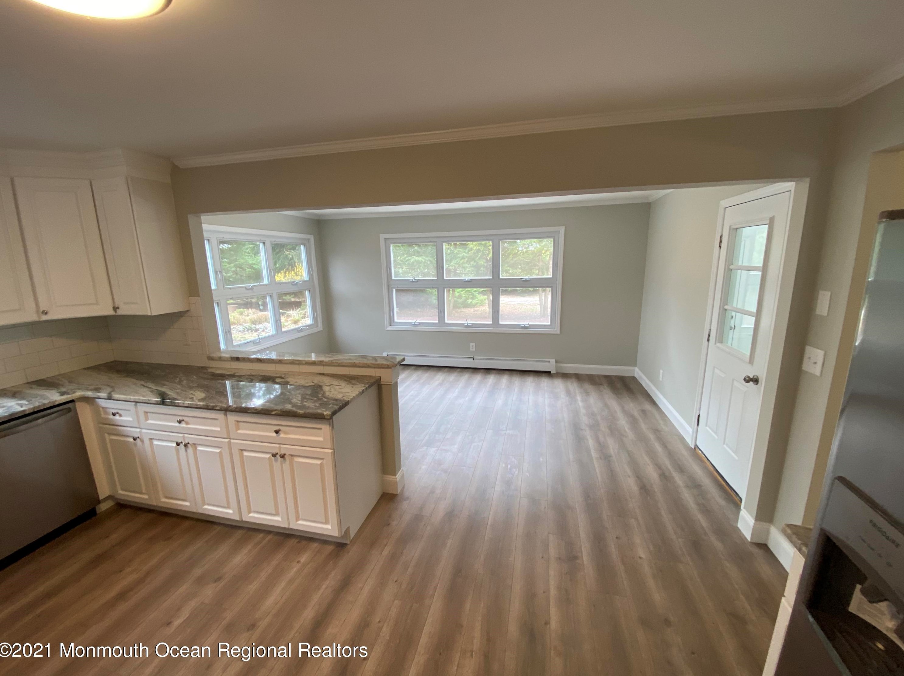 87 Carlisle Rd, Toms River NJ  08757-5627 exterior