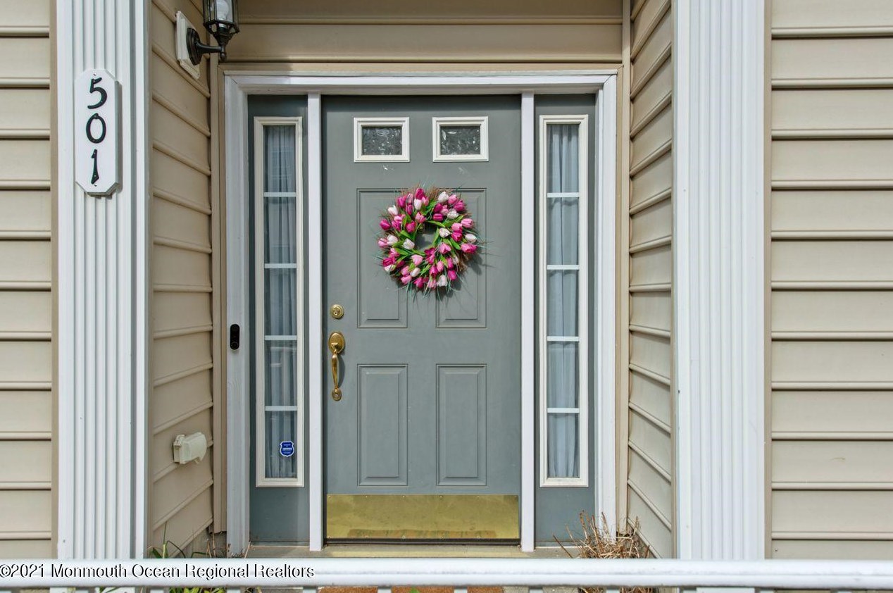 501 Abby Rd, Middletown, NJ 07748