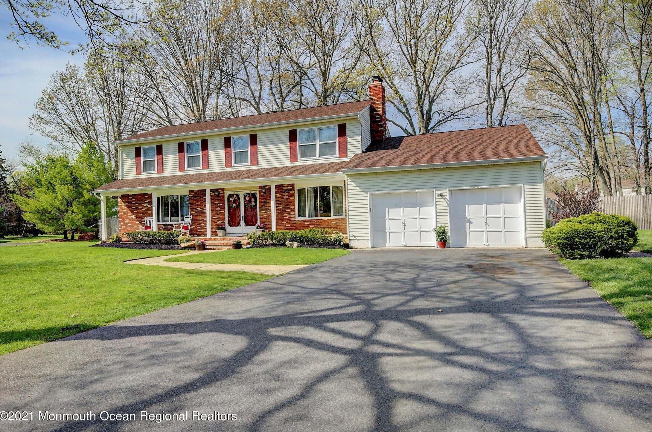 33 Jefferson Ct, East Freehold, NJ 07728