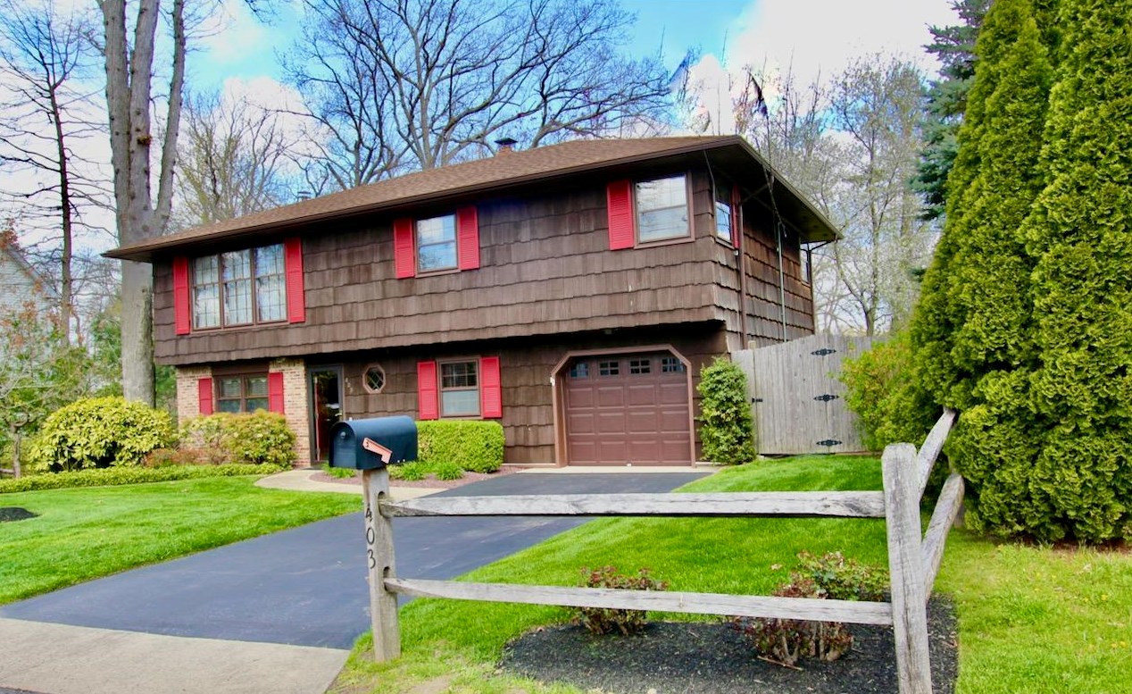 403 Westwood Pl, Wall Township, NJ 07753-5332