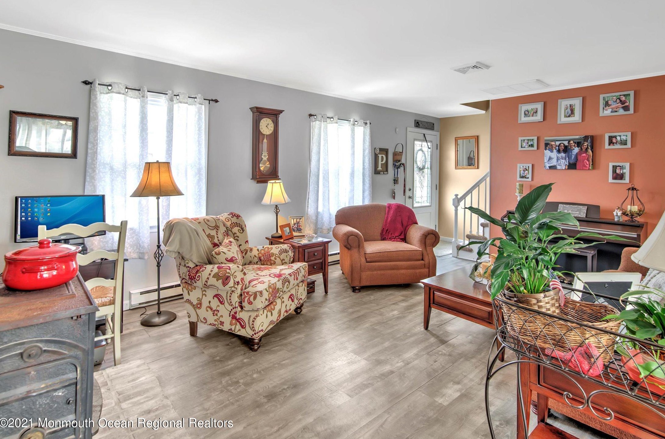524 Warwick Pl, Berkeley Township, NJ 08721