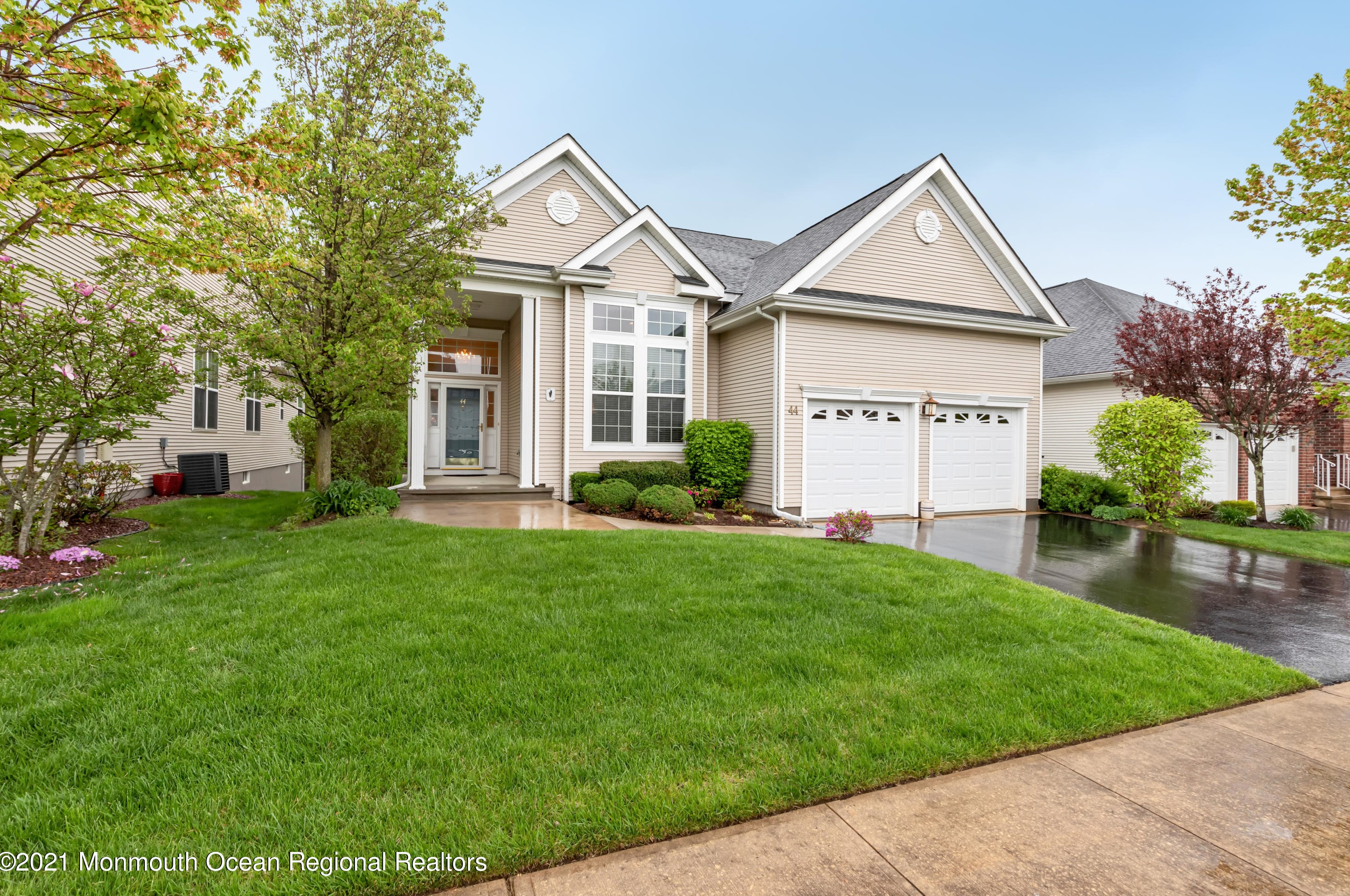 44 Silver Charm Rd, Millstone Township, NJ 07726-9573