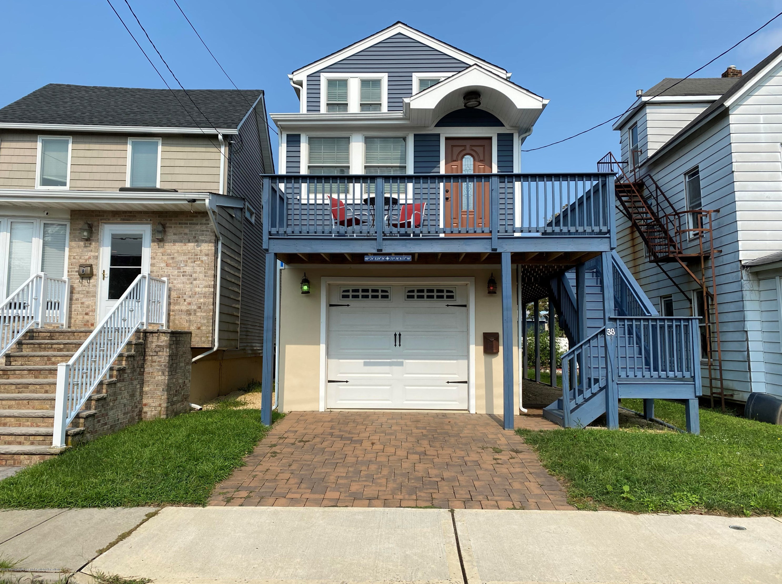 38 Miller St, Monmouth Hills, NJ 07732