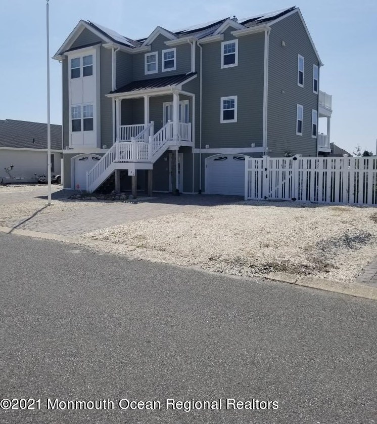 150 Bernard Dr, Cedar Bonnet Island, NJ 08050
