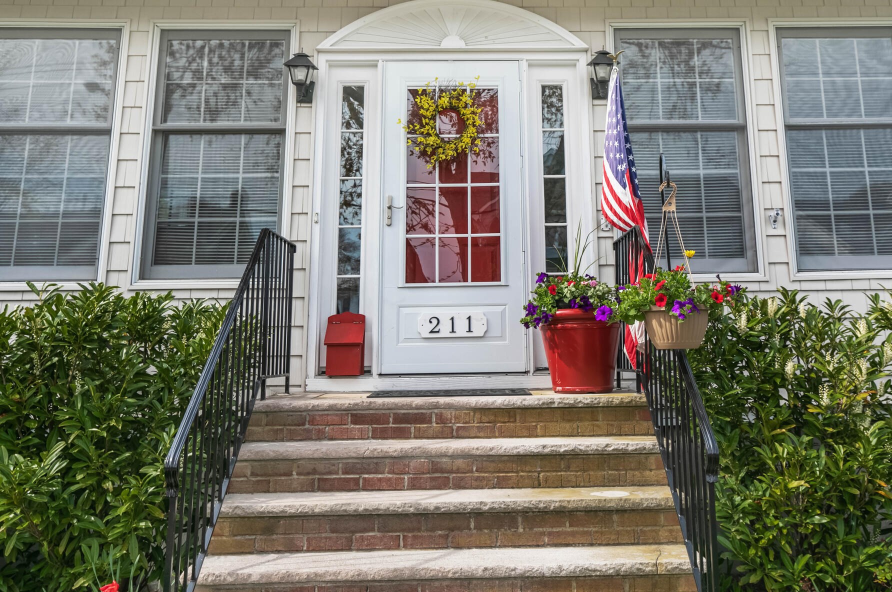 211 Atlantic Ave, Point Pleasant Beach, NJ 08742