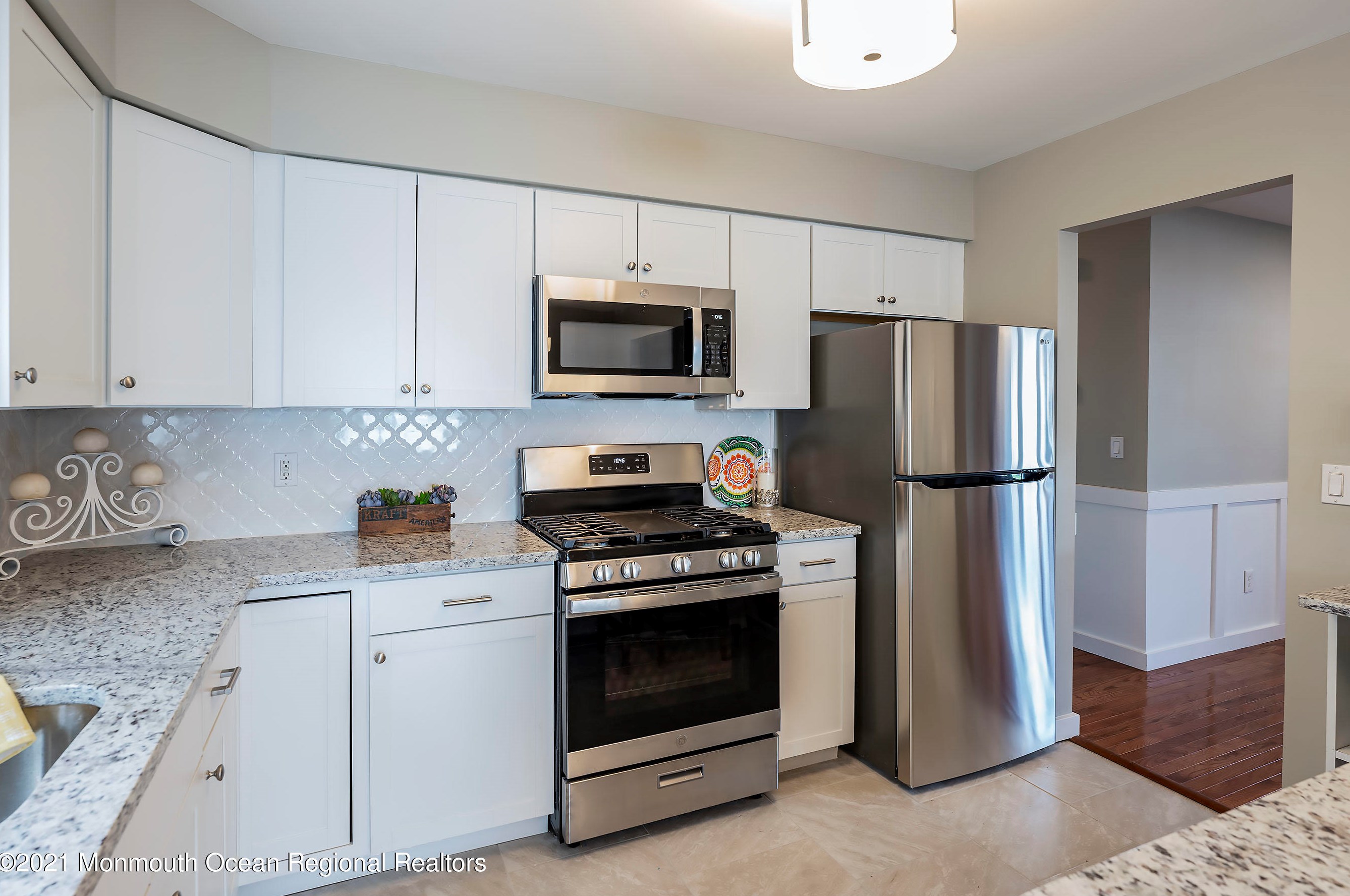 5 Carlisle Rd, Toms River NJ  08757-4723 exterior