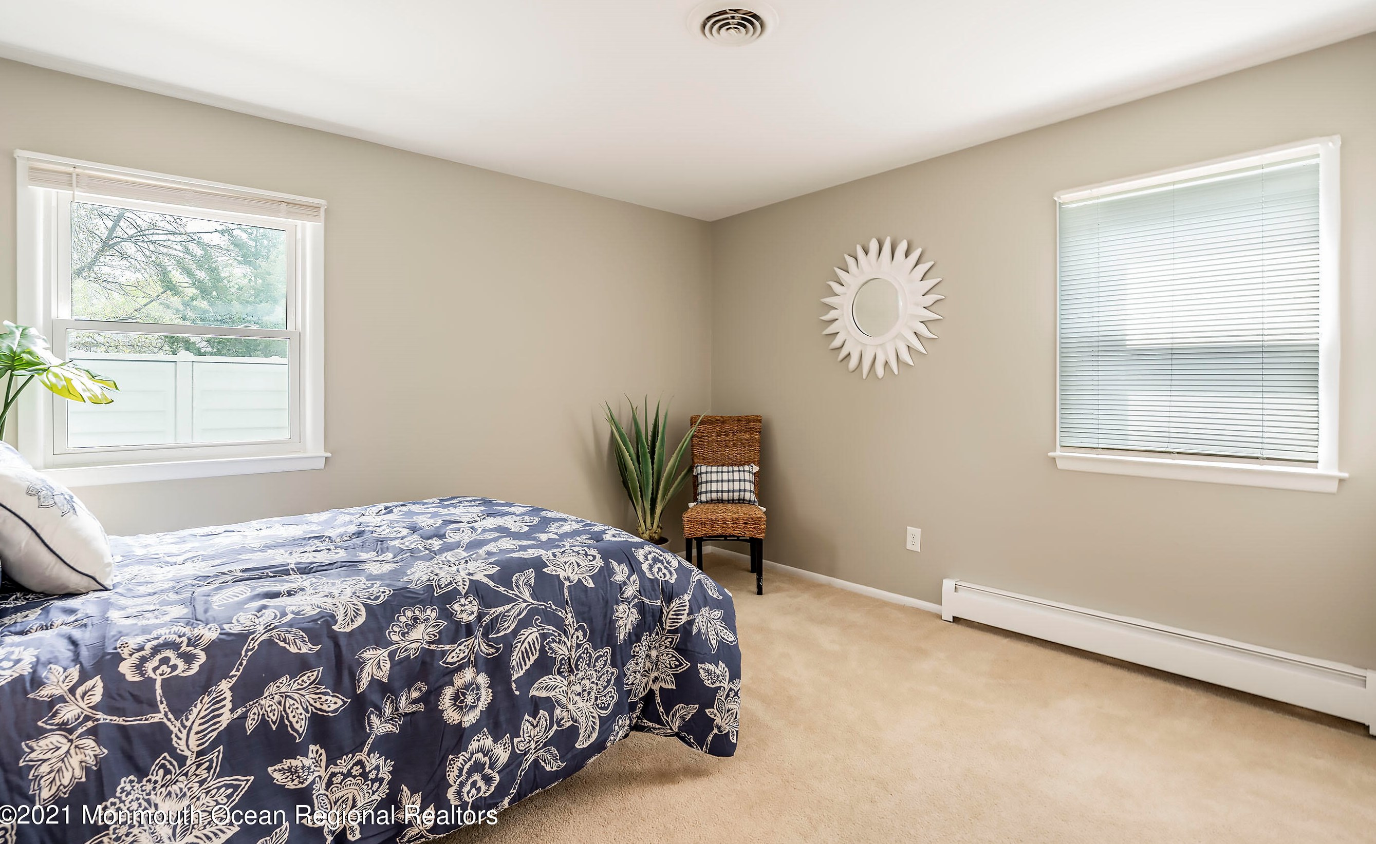 5 Carlisle Rd, Toms River NJ  08757-4723 exterior