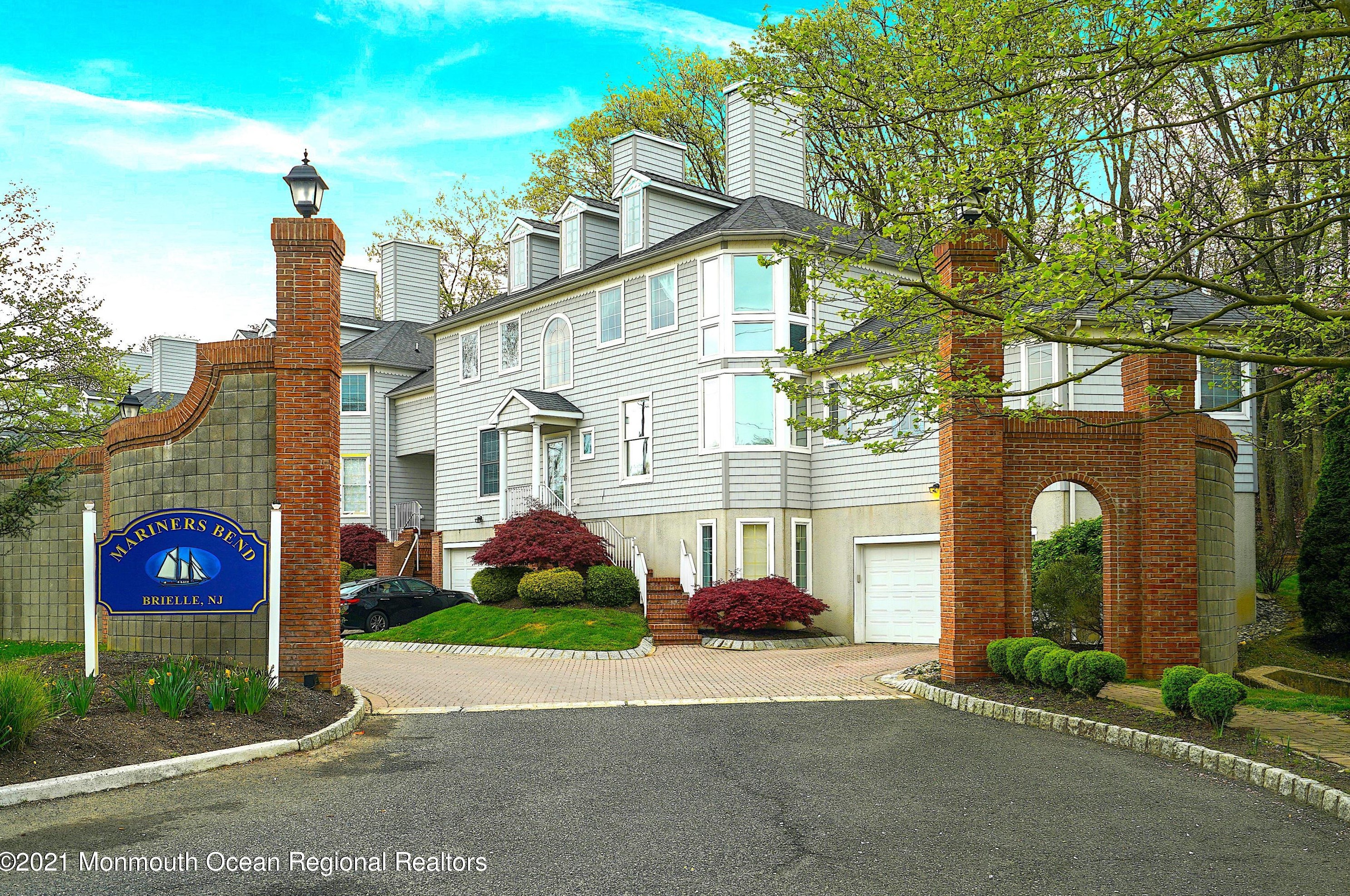 1 Mariners Bnd, Brielle, NJ 08730-1251