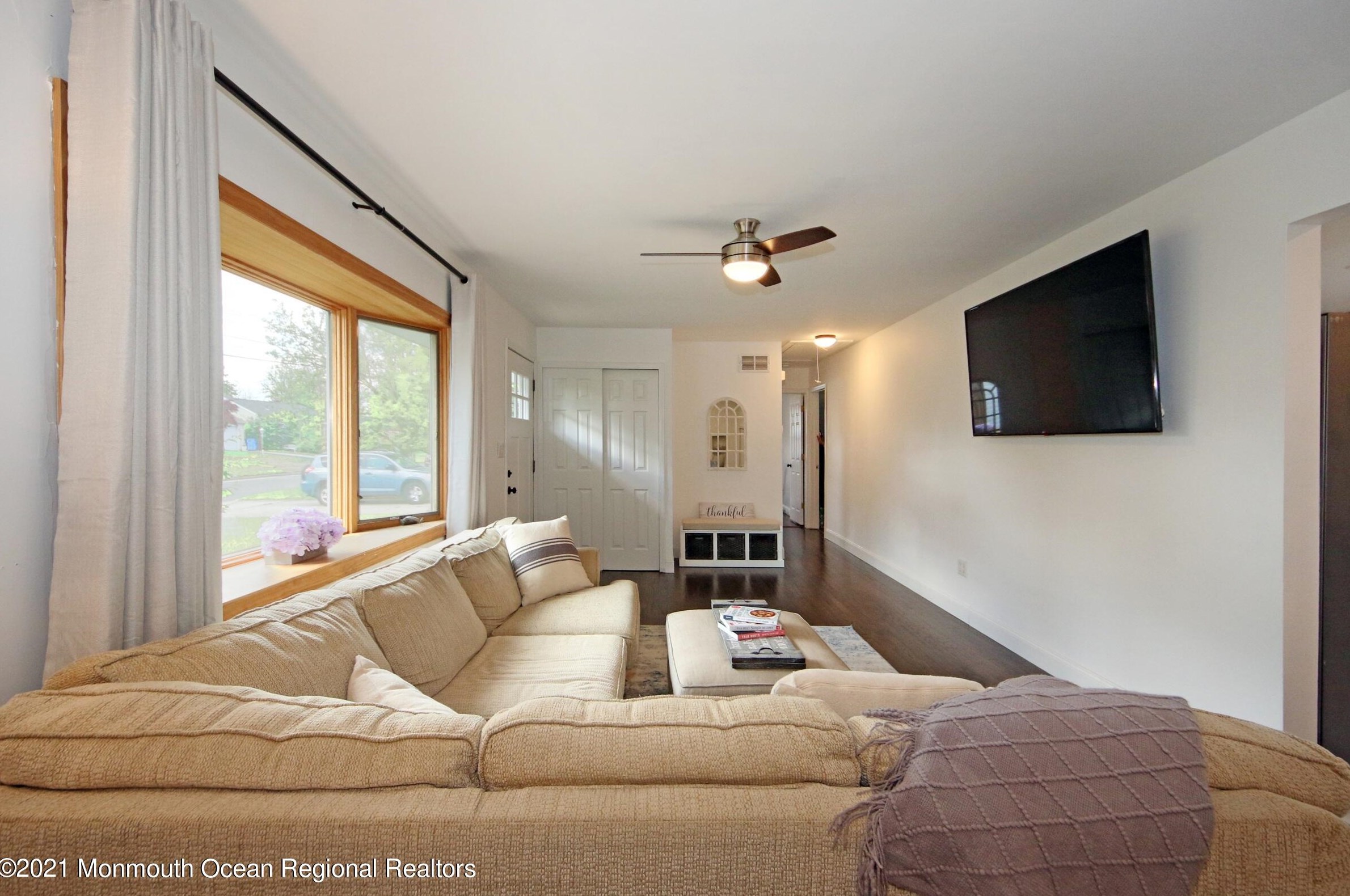 605 Turner Dr, Belford NJ  07718-1138 exterior