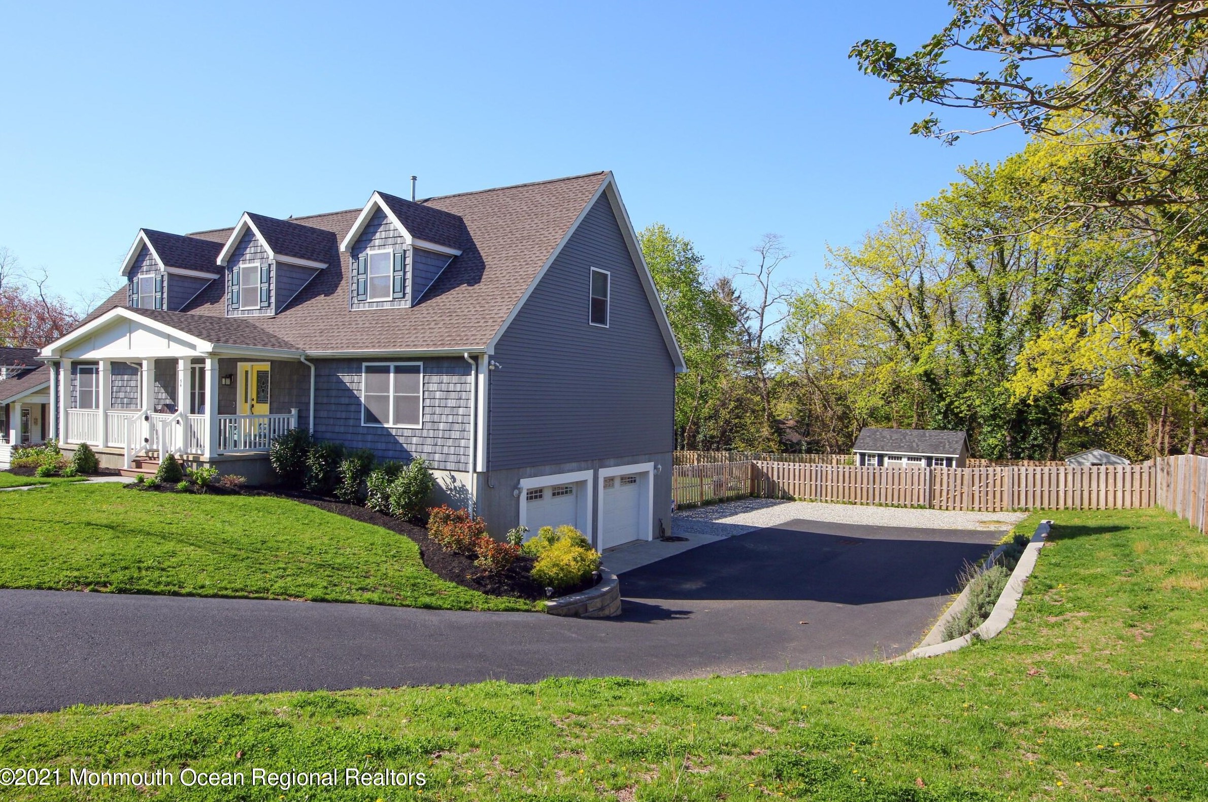54 Valley Dr, Atlantic Highlands, NJ 07716