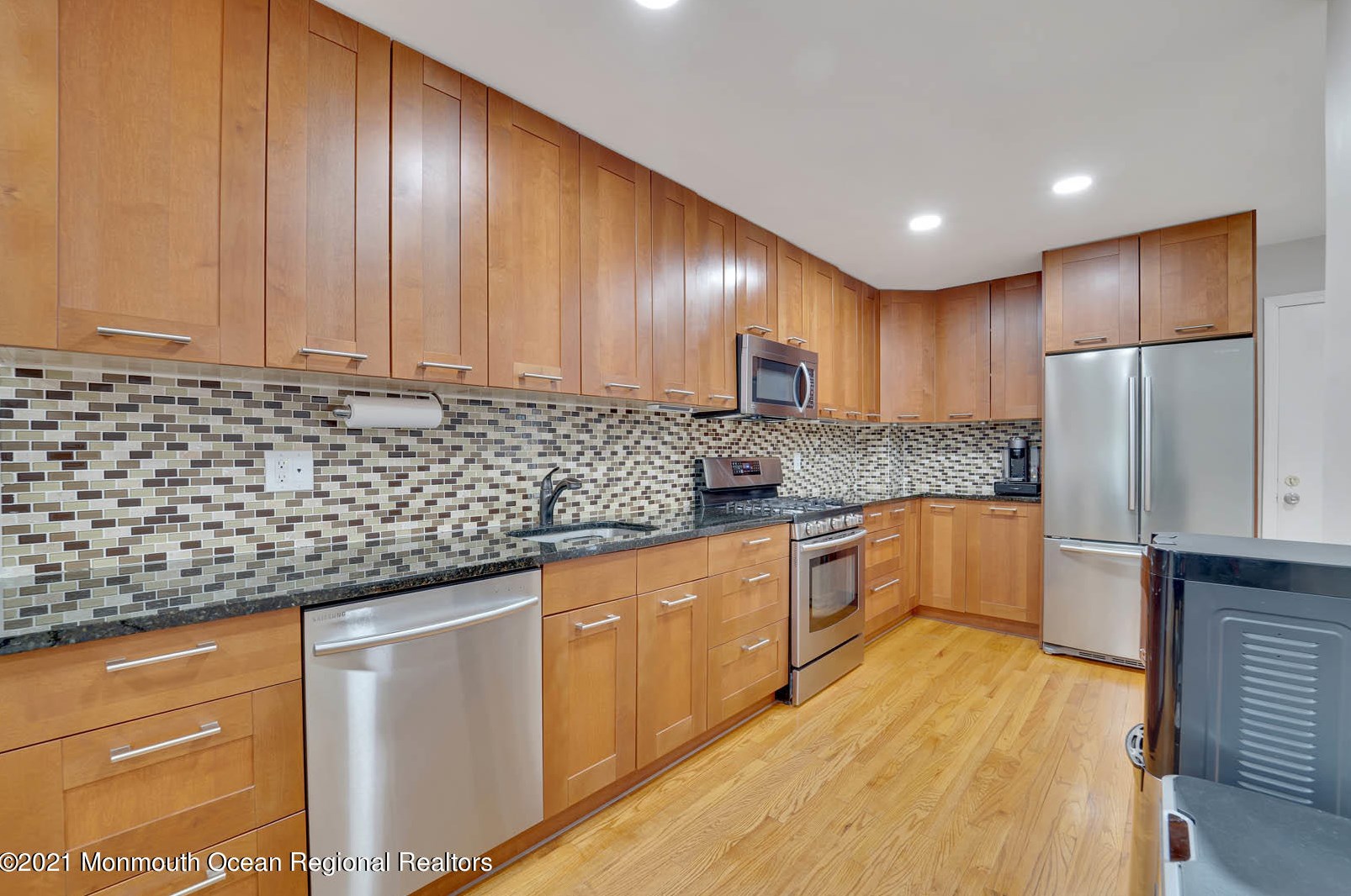 93 Chestnut Way, Millstone Township, NJ 07726-3837