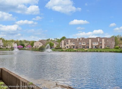 168 Leeds Ct, Madison NJ  07940-1163 exterior
