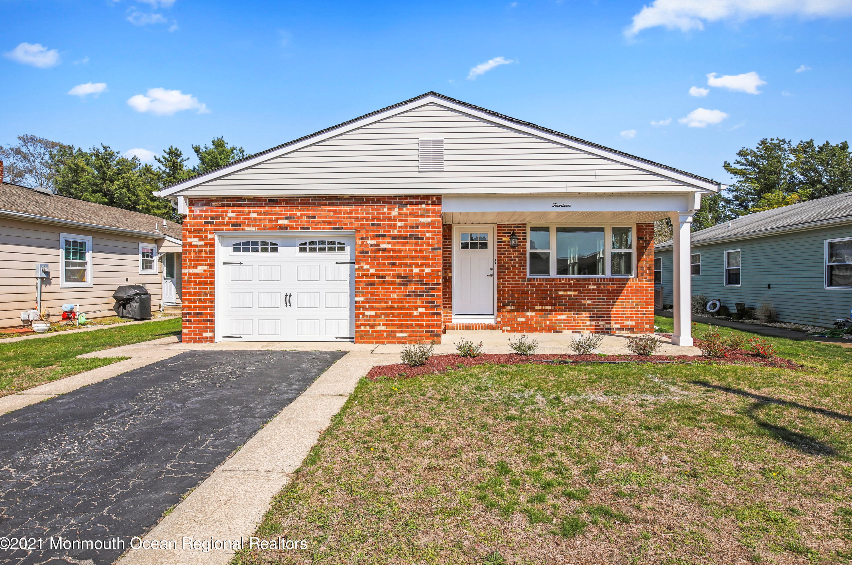 14 Pulaski Blvd, Toms River, NJ 08757-6424