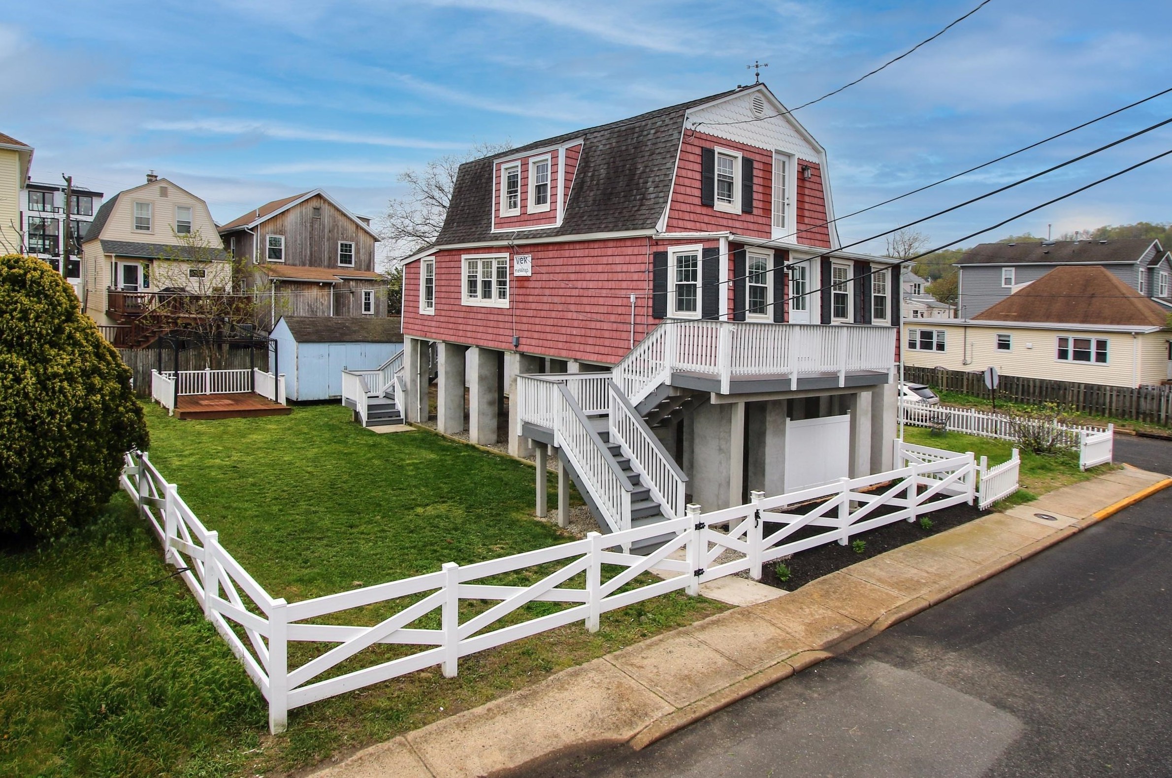 17 Barberie Ave, Monmouth Hills, NJ 07732