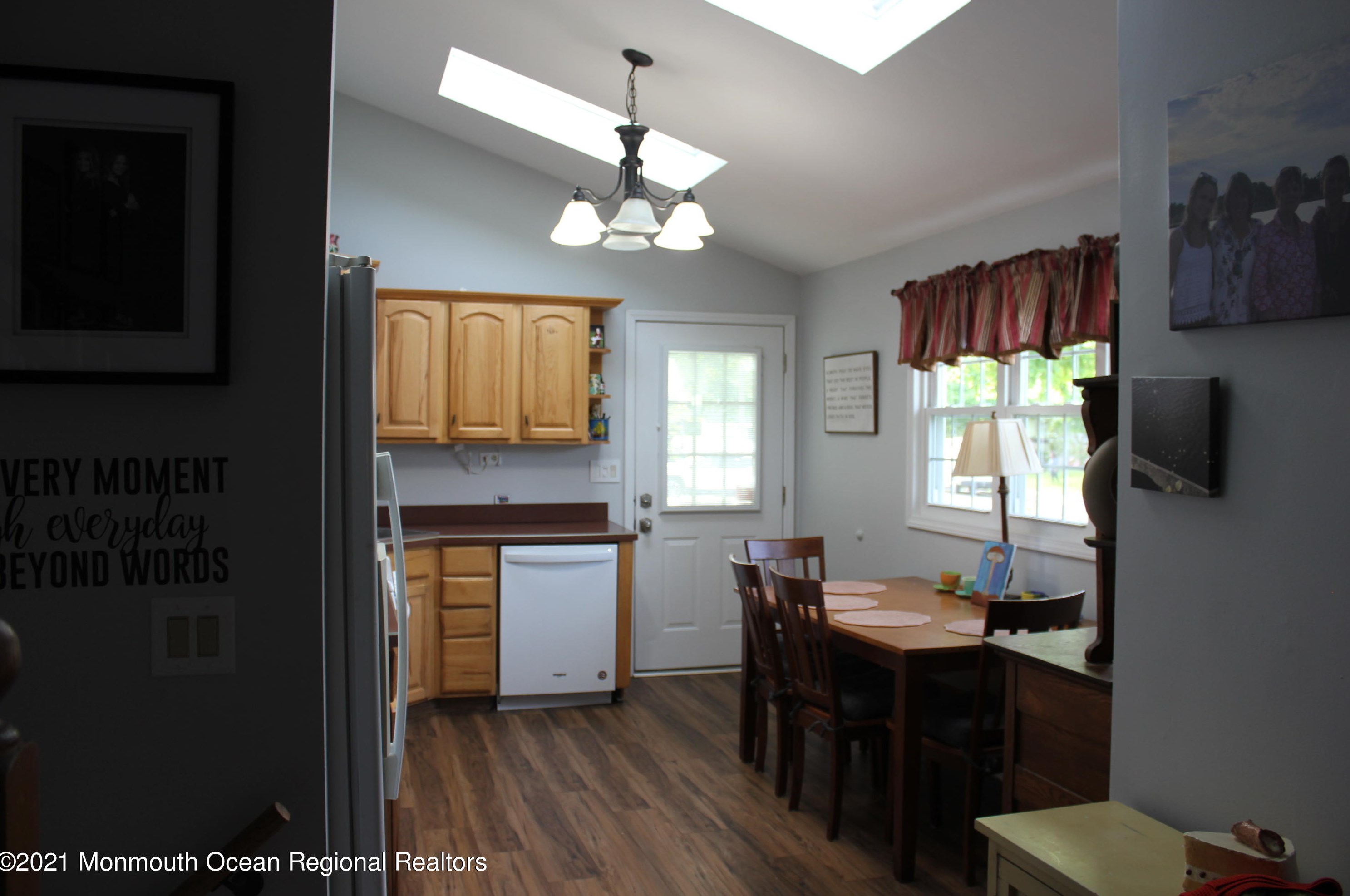 18 Garden Terrace, Hazlet, NJ 07730