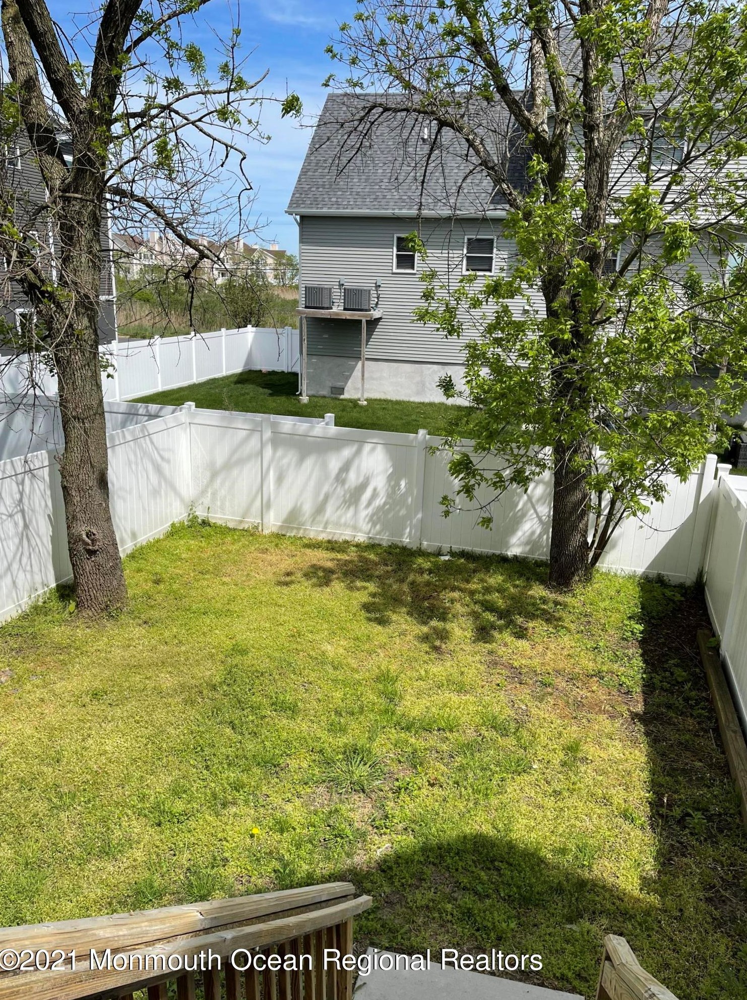 727 Prospect Ave, Keyport NJ  07735-5432 exterior