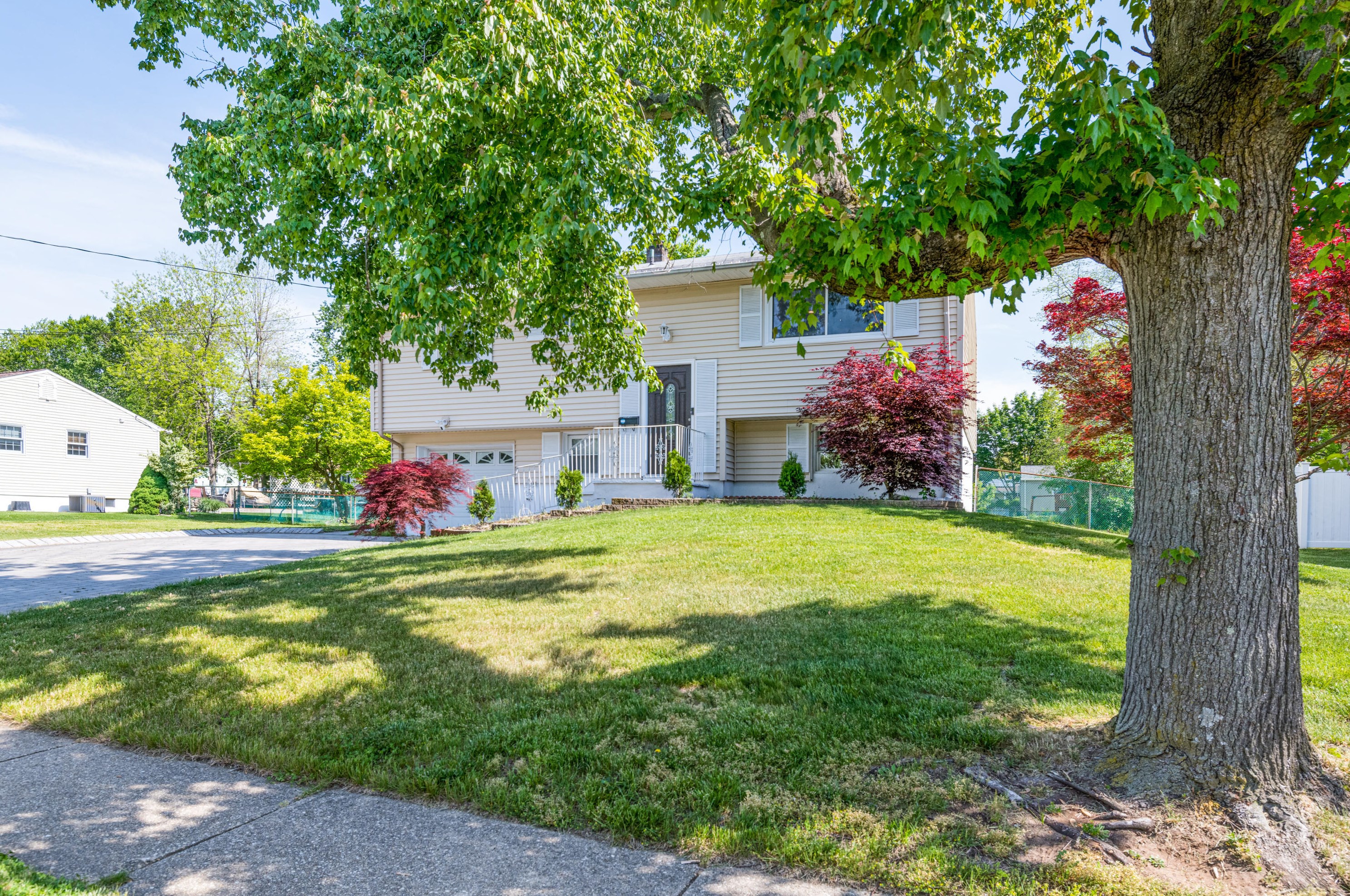 154 Newbury Rd, Wall Township, NJ 07731-1840