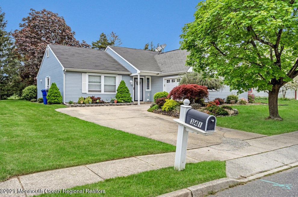 341 Ashford Rd, Toms River NJ  08755-3238 exterior