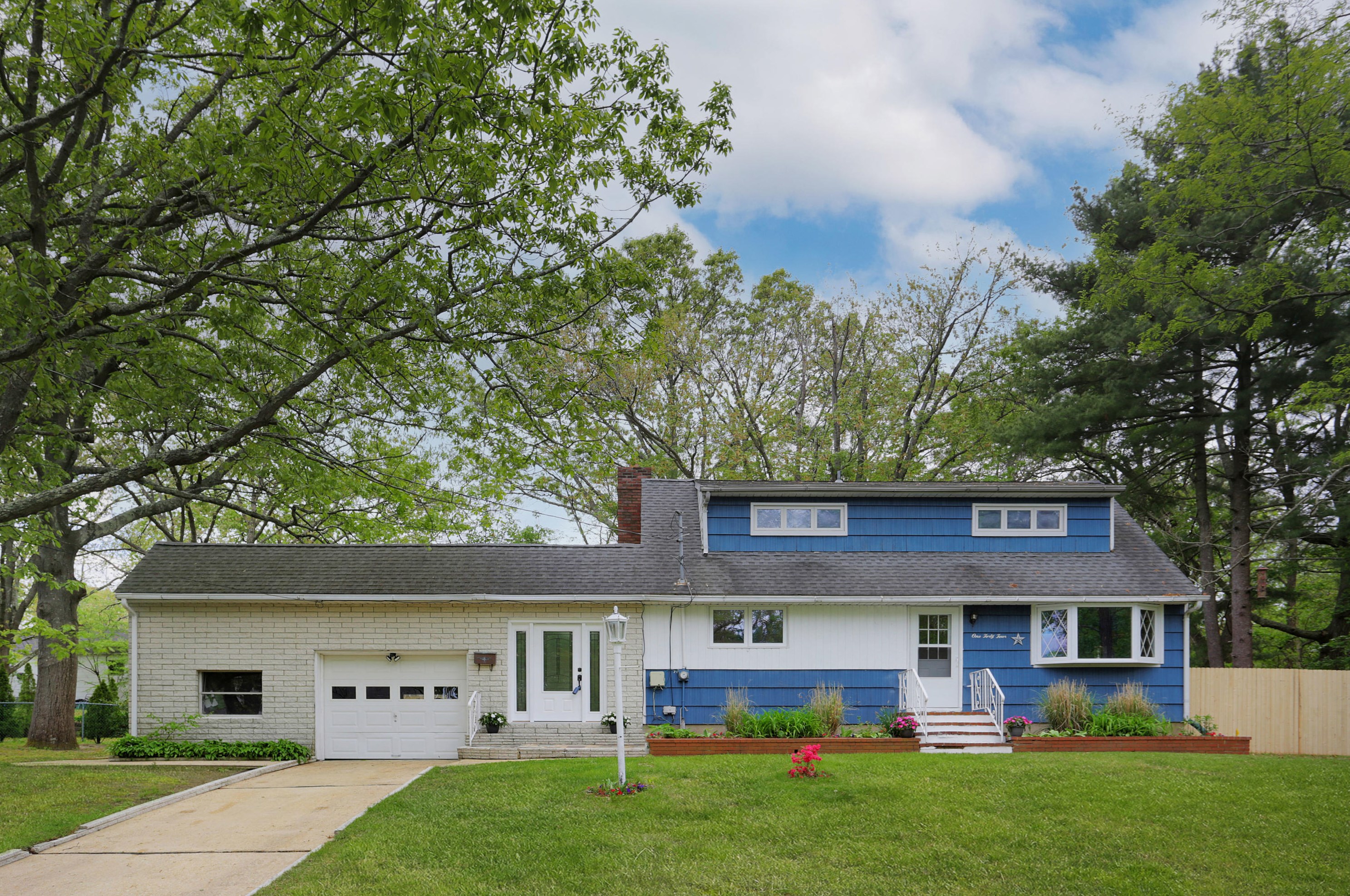 144 Tackle Ave, Bricktown, NJ 08723