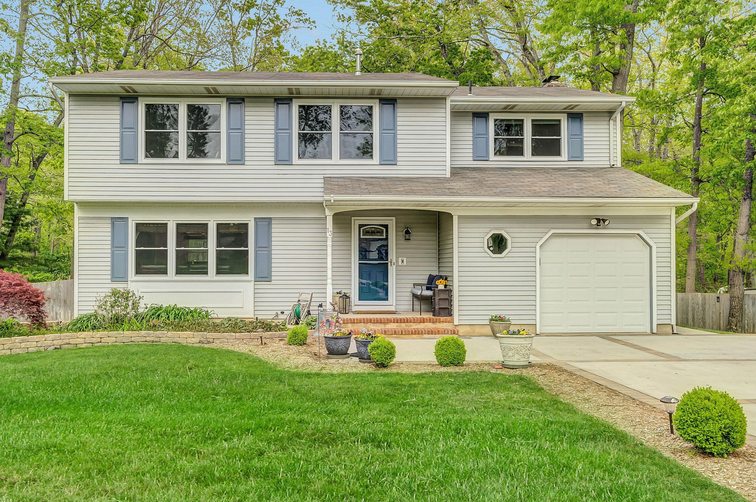 13 Dorchester Ct, Jackson Twp, NJ 08527