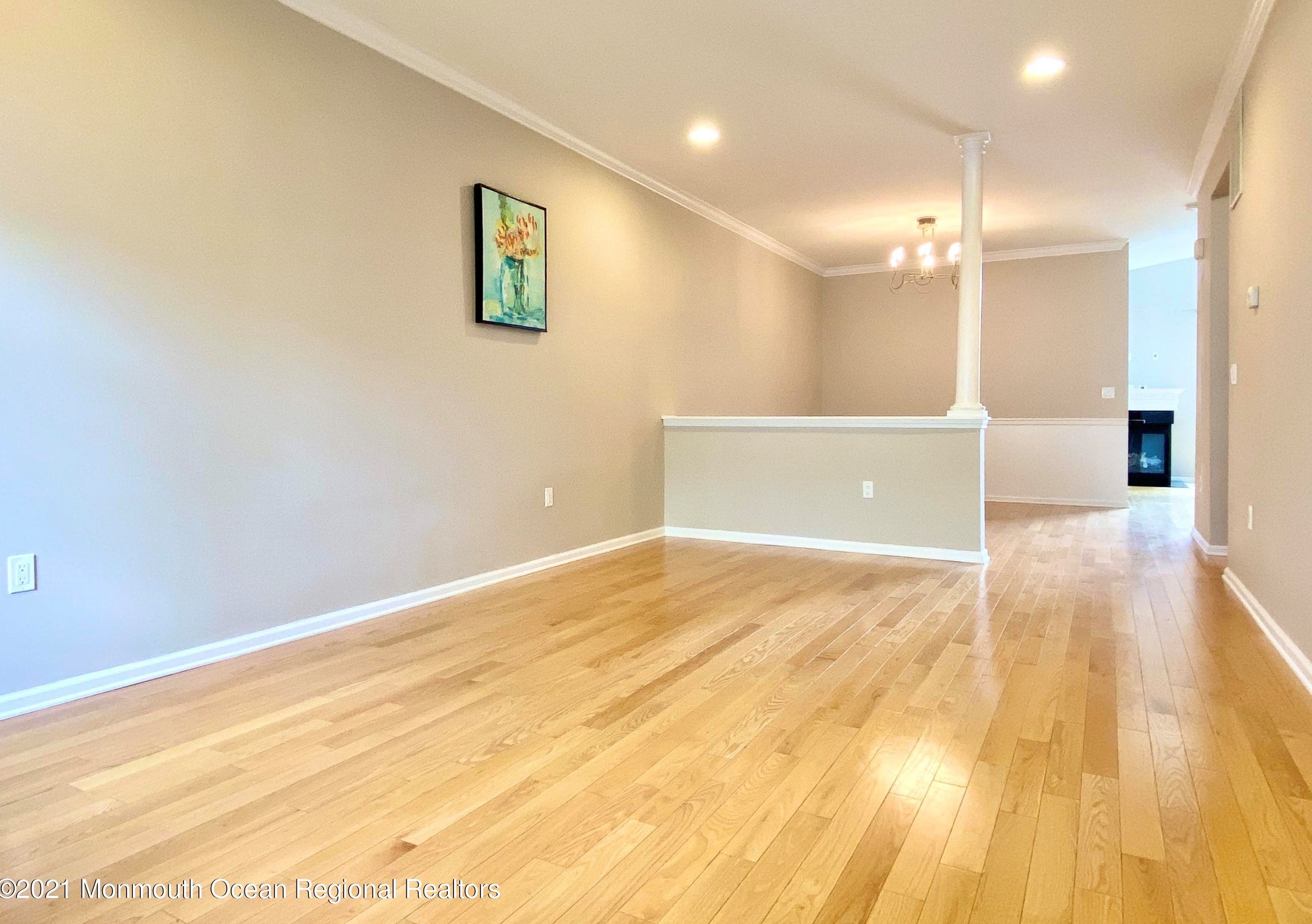24 Chatsworth Rd, Millstone Township, NJ 07726