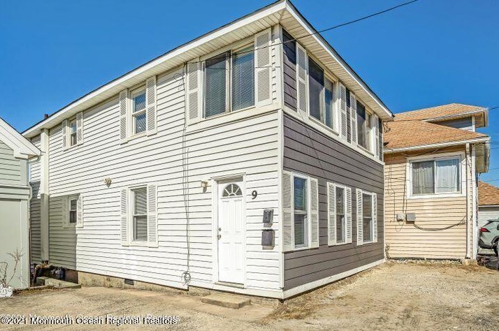 9 Danby Pl #2nd Floor, Point Pleasant Beach, NJ 08742