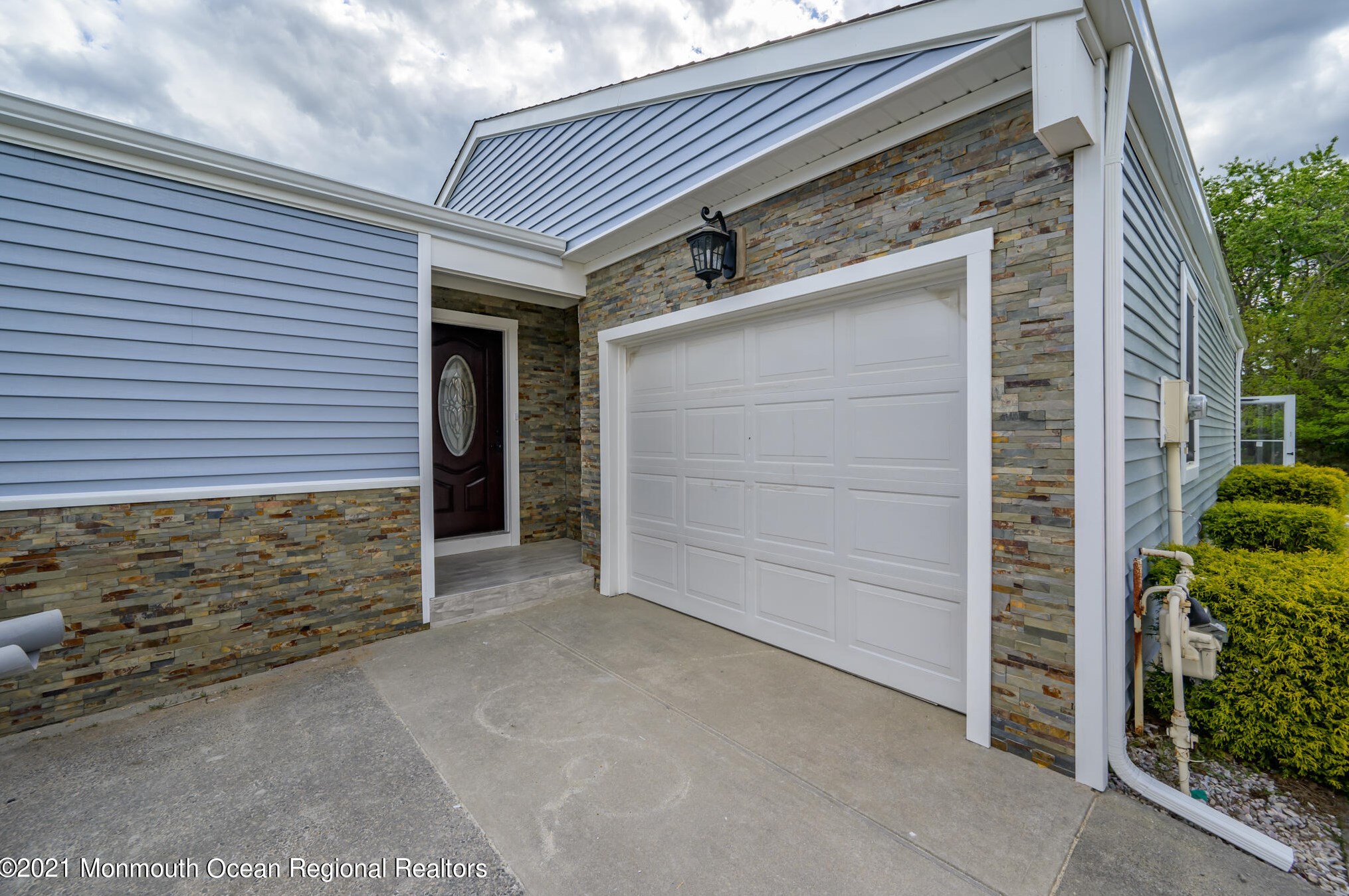 23 Pulaski Blvd, Toms River, NJ 08757-6418