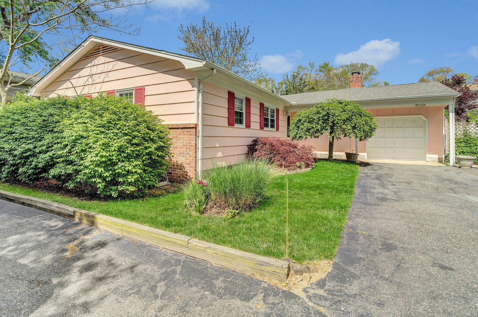 1057 Lakewood Rd, Toms River, NJ 08753