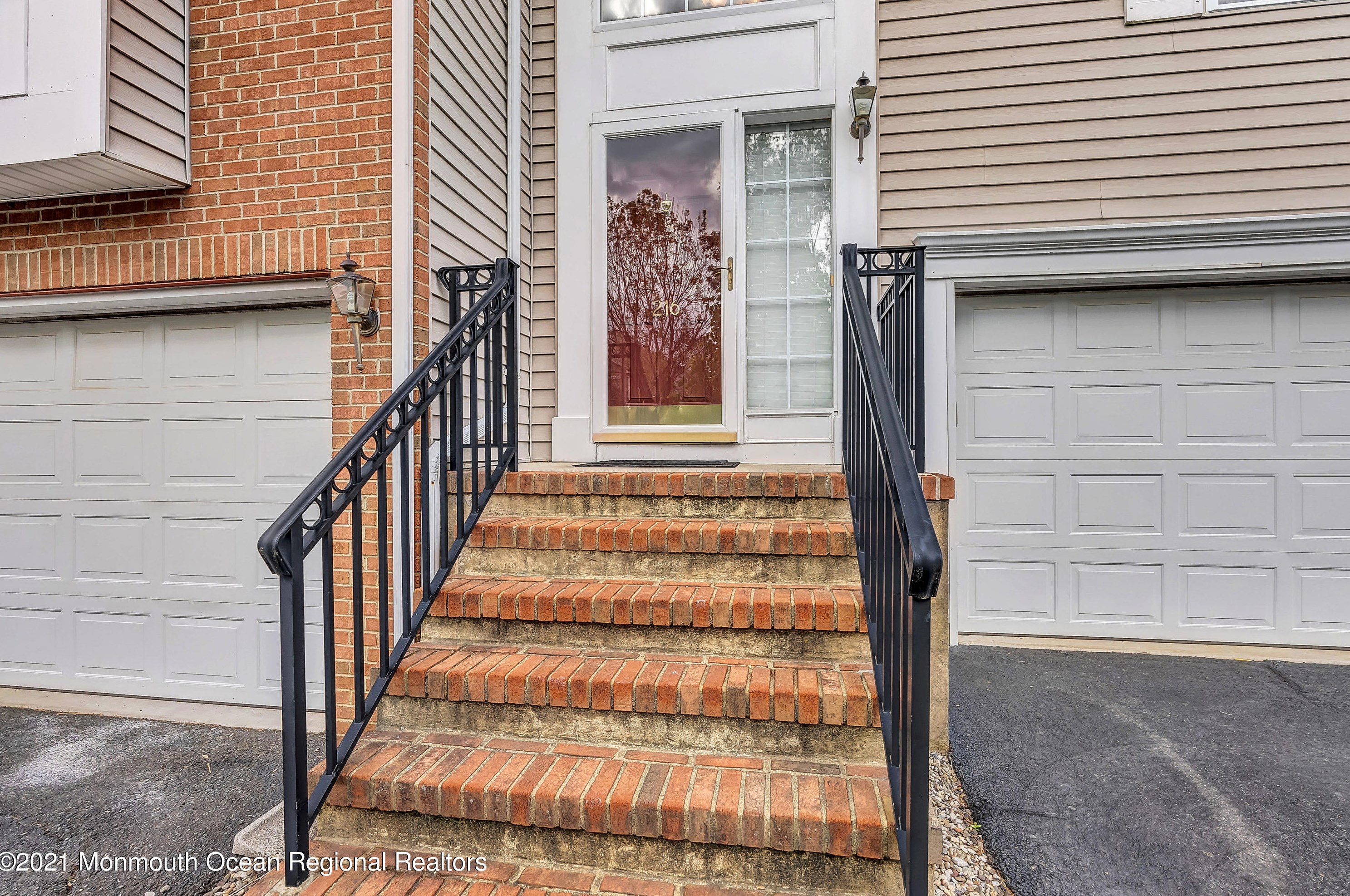 216 Nathan Dr #2160, Morganville, NJ 07751
