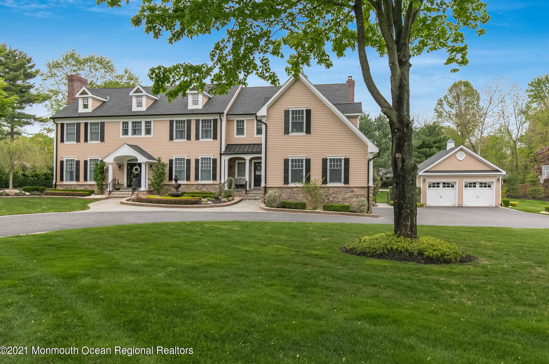 116 Clover Hill Rd, Vanderburg, NJ 07722-1028