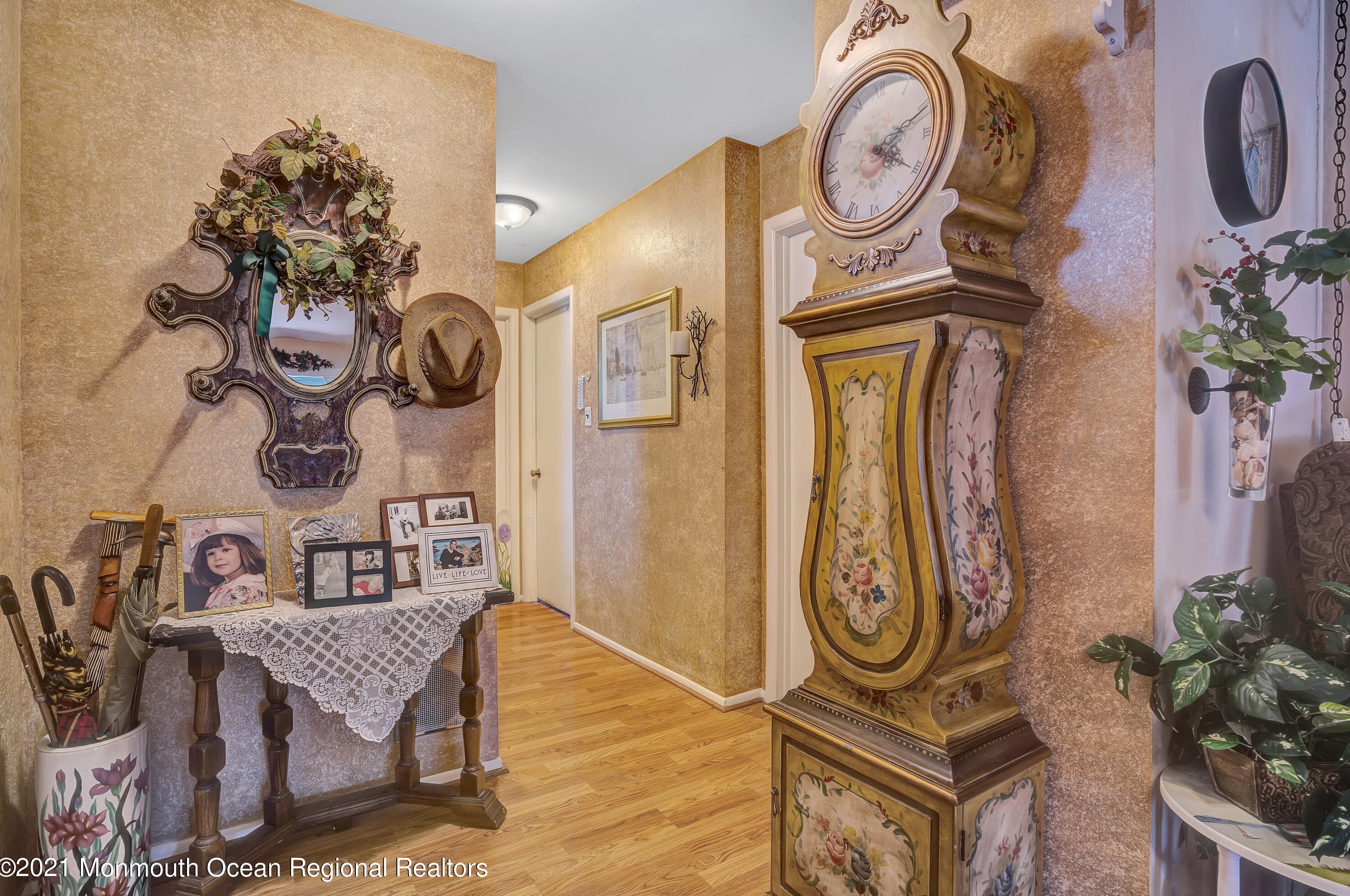 11 Higgins Ct, Bricktown, NJ 08724