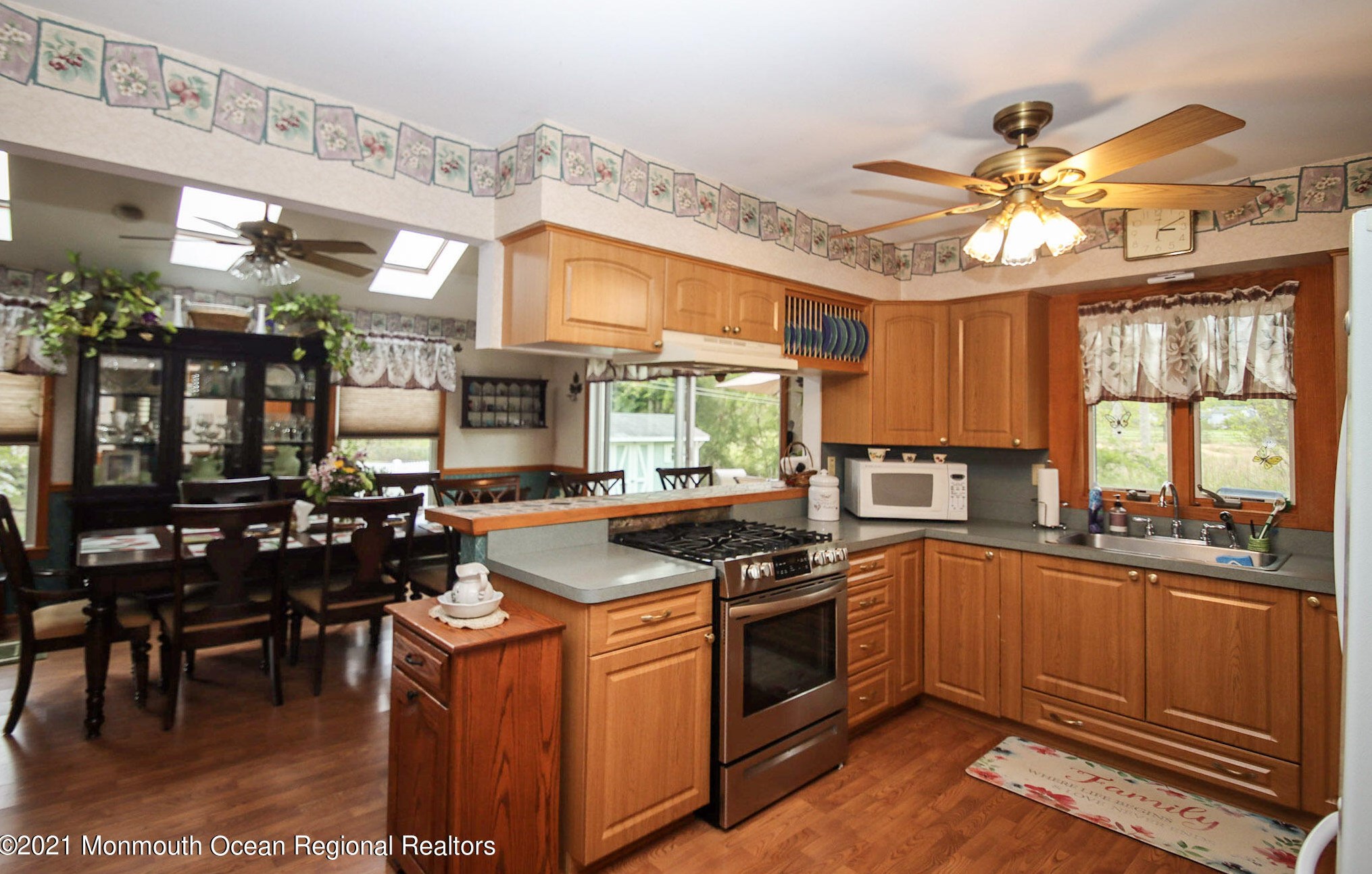 51 Concord Cir, Wall Township NJ  07731-1556 exterior