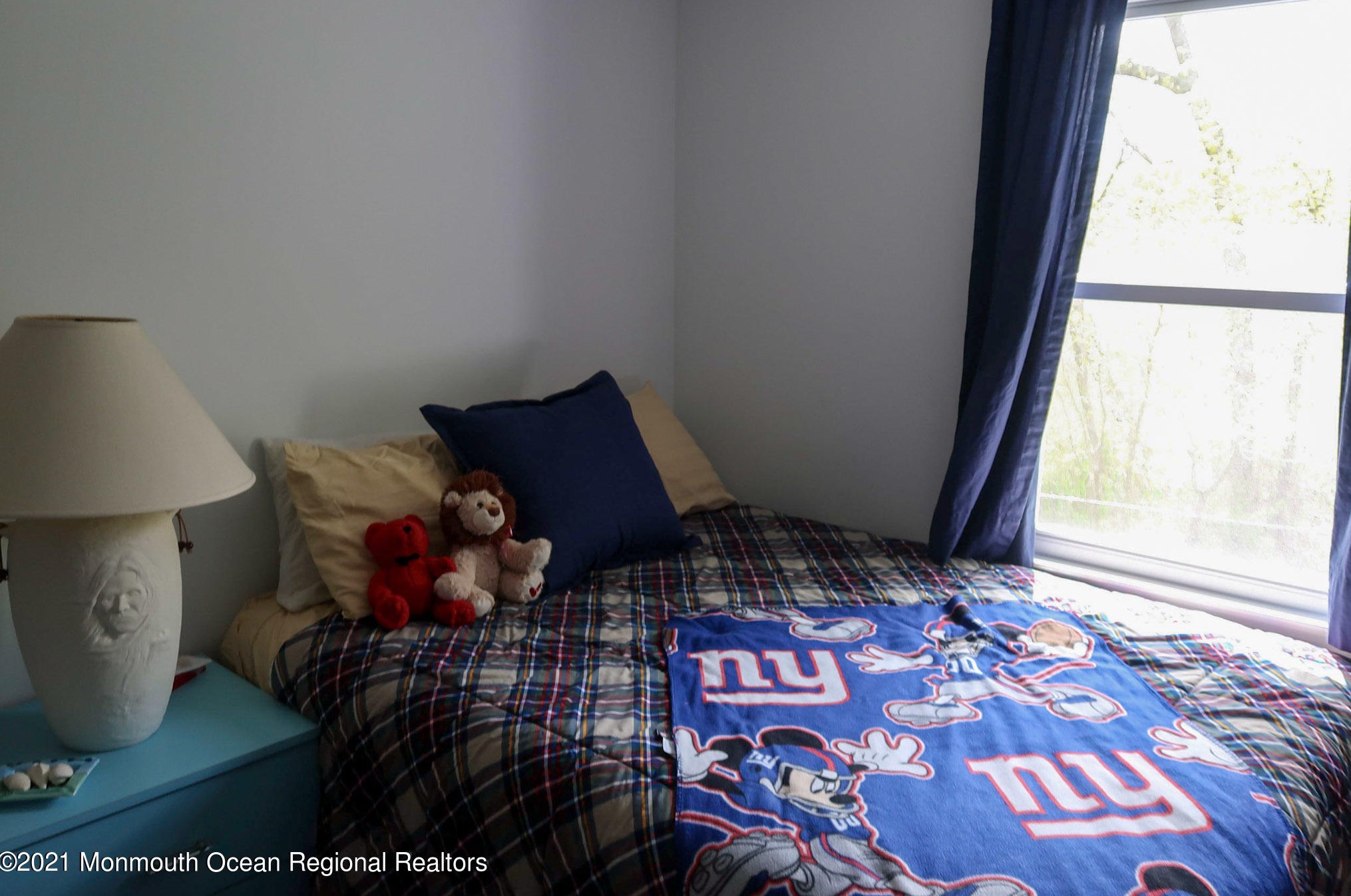 51 Concord Cir, Wall Township NJ  07731-1556 exterior