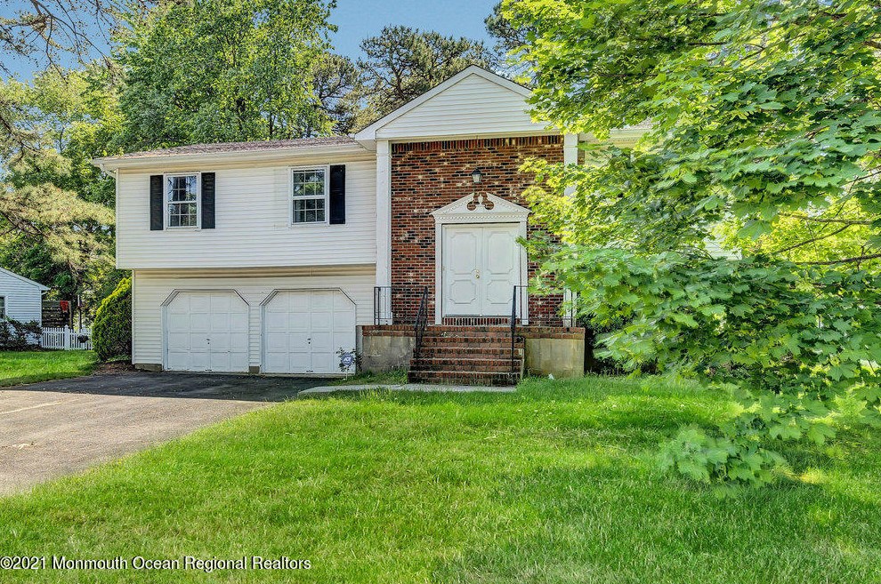 60 Charles Dr, Wall Township, NJ 07753-7903
