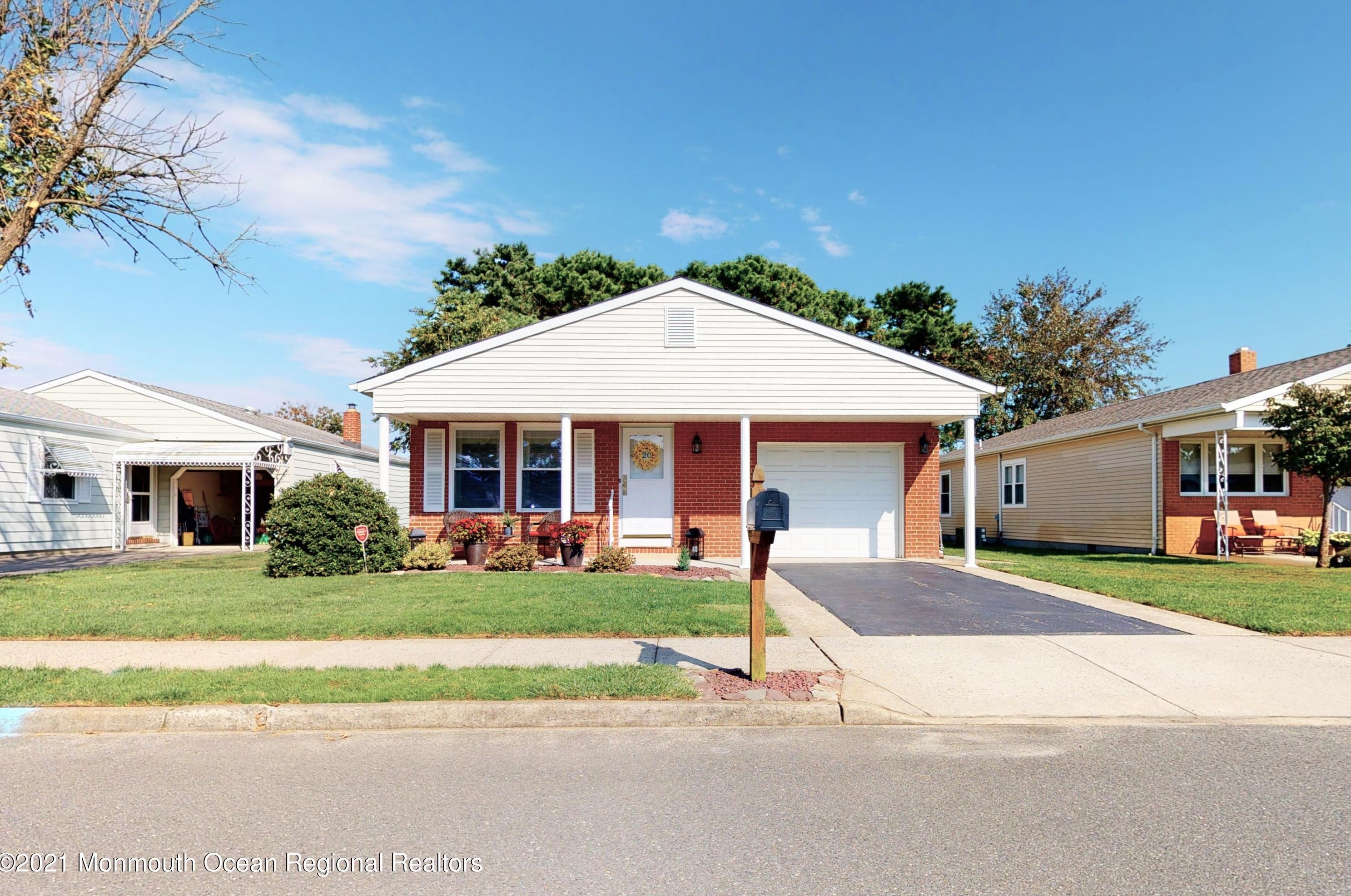 20 San Carlos St, Toms River, NJ 08757