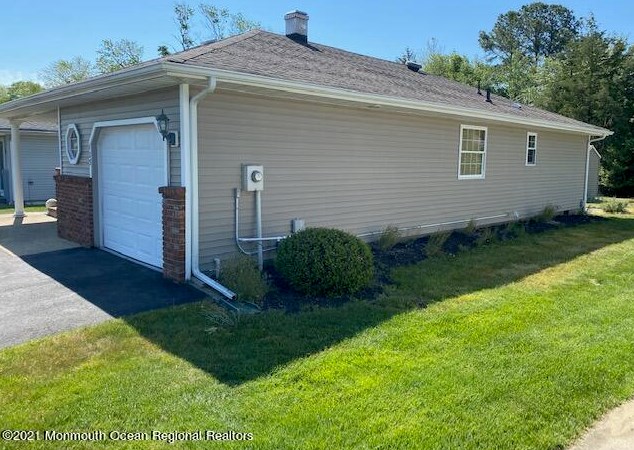 103 Barbados Dr, Toms River, NJ 08757-4025