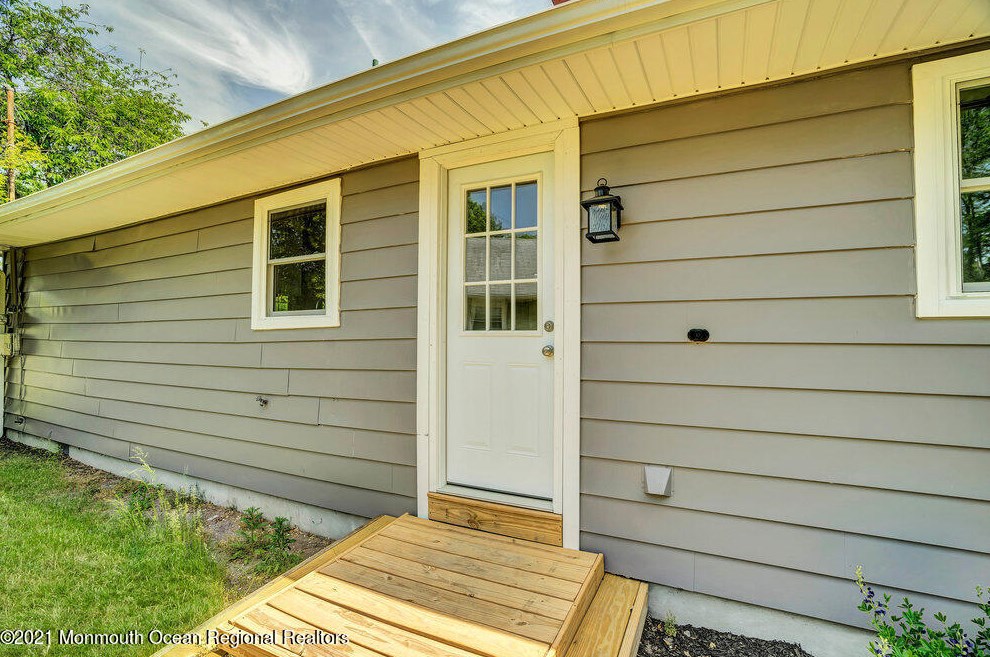 2129 Yorktowne Blvd, Toms River NJ  08753-1629 exterior