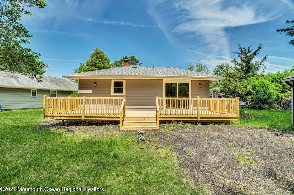 2129 Yorktowne Blvd, Toms River NJ  08753-1629 exterior