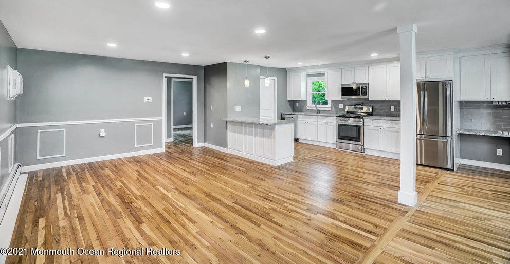 2129 Yorktowne Blvd, Toms River NJ  08753-1629 exterior