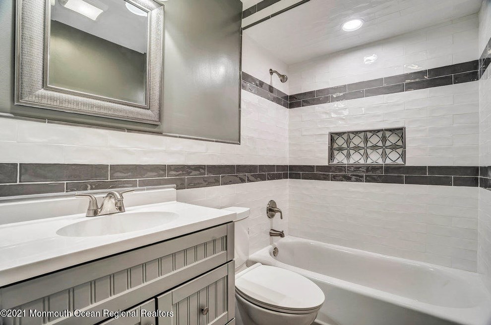 2129 Yorktowne Blvd, Toms River NJ  08753-1629 exterior