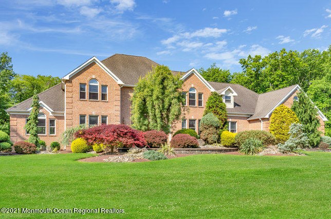 11 Molsbury Ln, Millstone Township, NJ 08510-8763