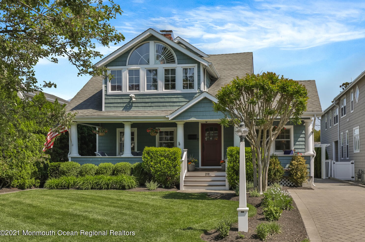 219 Beacon Blvd, Wall Township, NJ 08750-1612