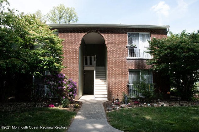 501 Harding Rd #7, East Freehold, NJ 07728